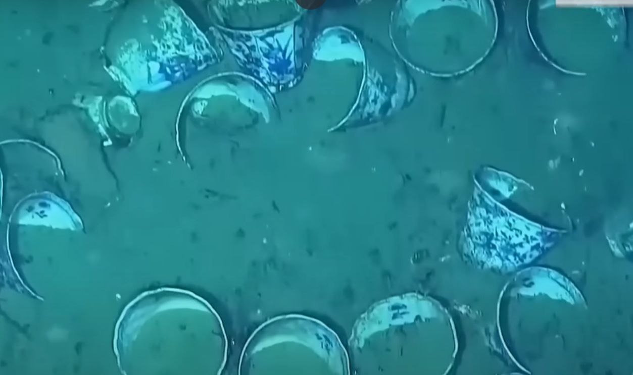 Chinese Porcelain Evidence