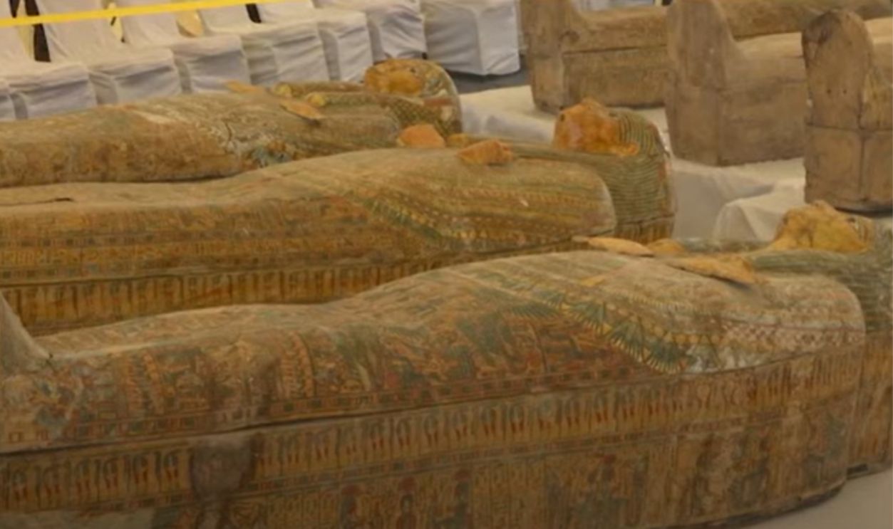 Number and types of burials