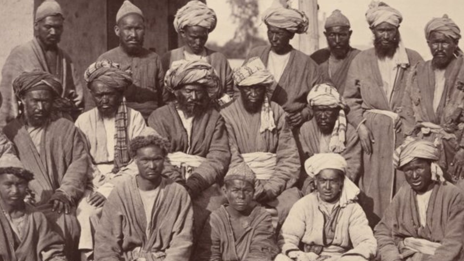 File:Group of Hazara Chiefs (616x510).jpg