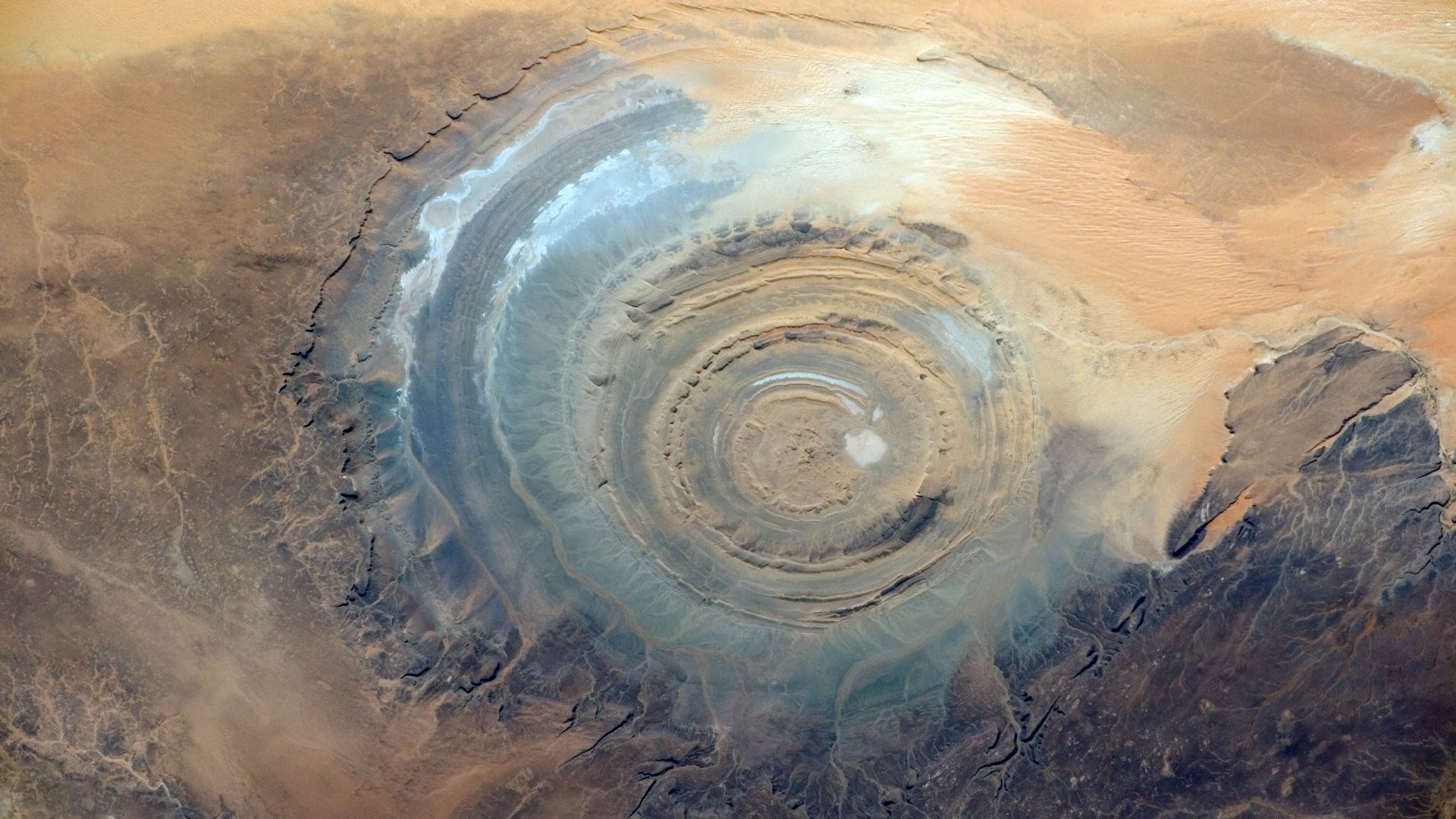 File:ISS-42 Richat Structure.jpg