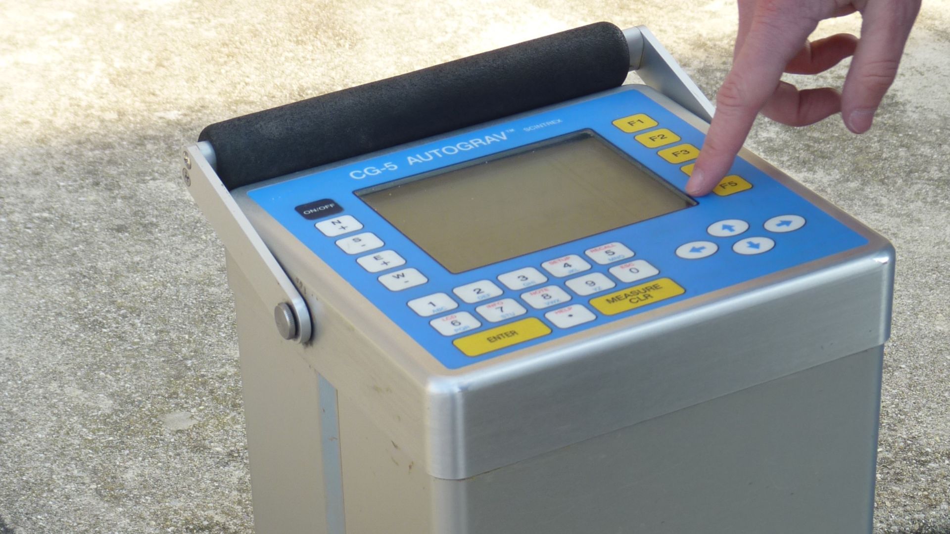 File:Autograv CG5 P1150838.JPG