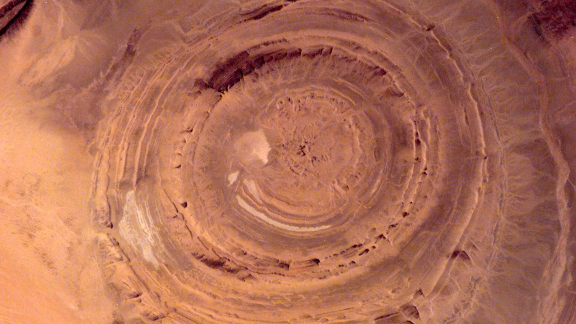 File:ISS001-E-5524 - View of Mauritania.jpg