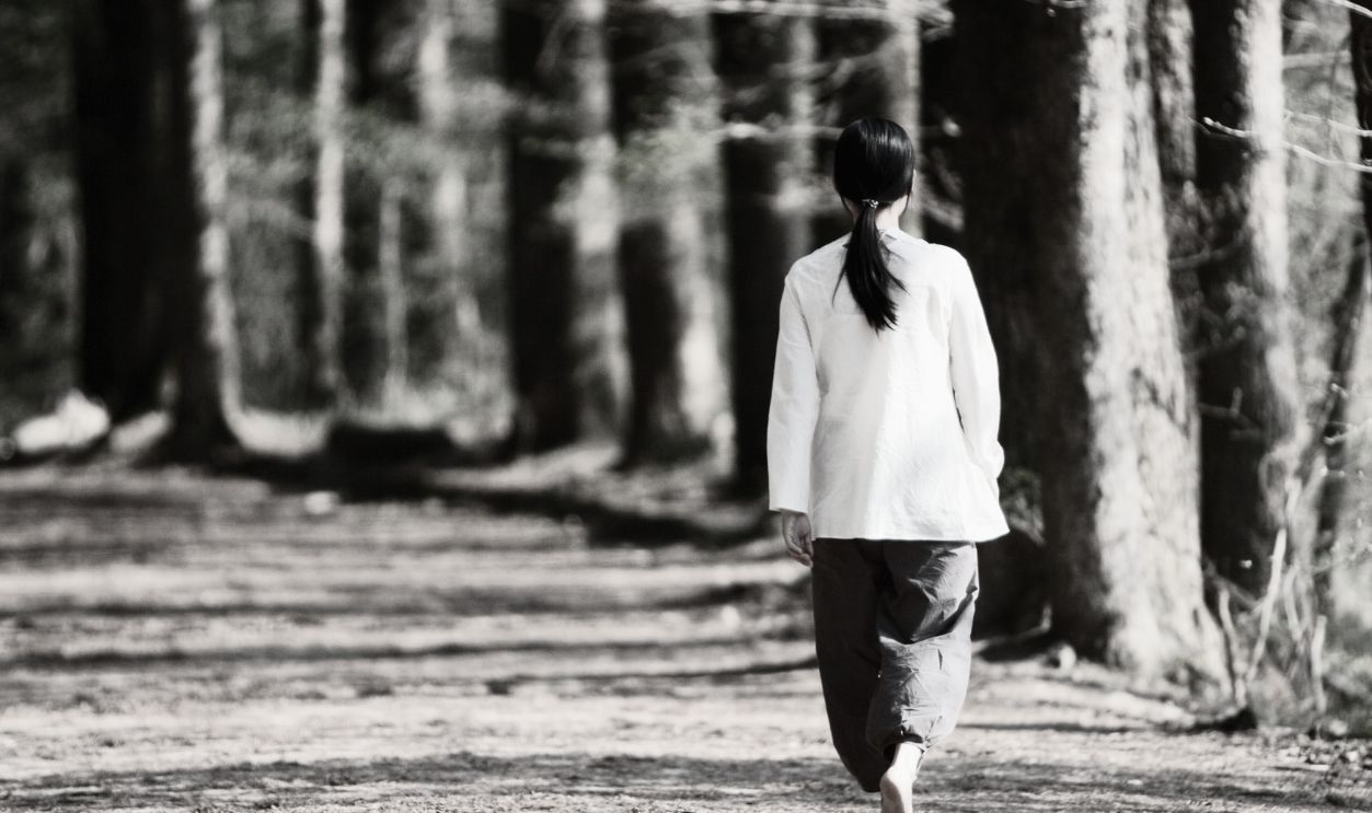 Barefoot Nature Hikes