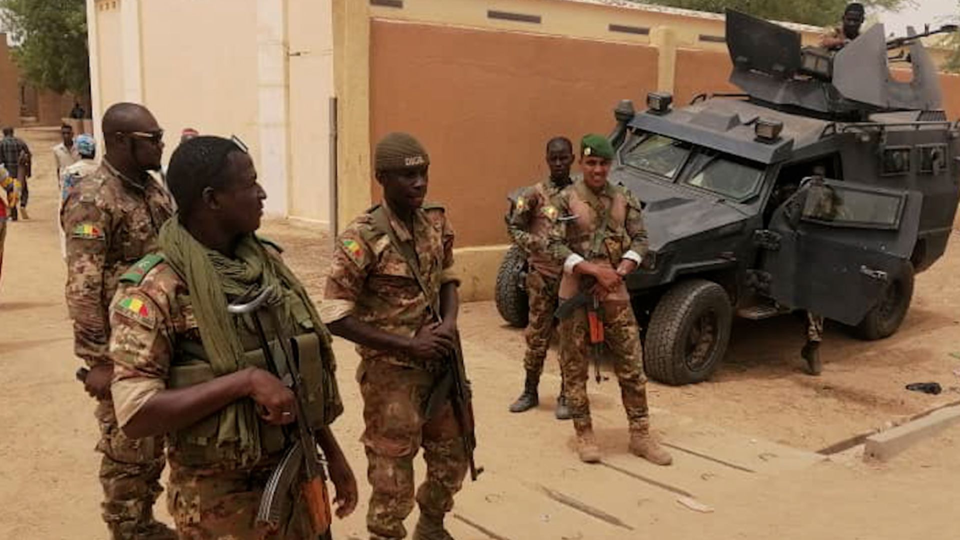 File:Mali Army in June 2022.jpg