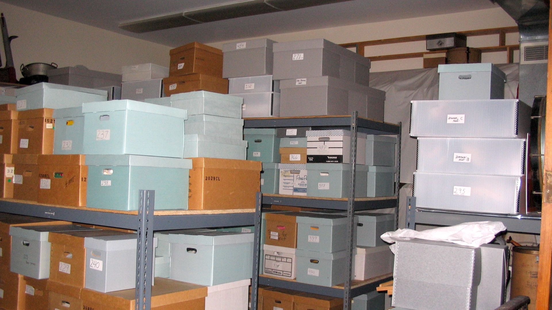 File:Collection storage-Clearwater County History Center Shevlin, MN-02.jpg