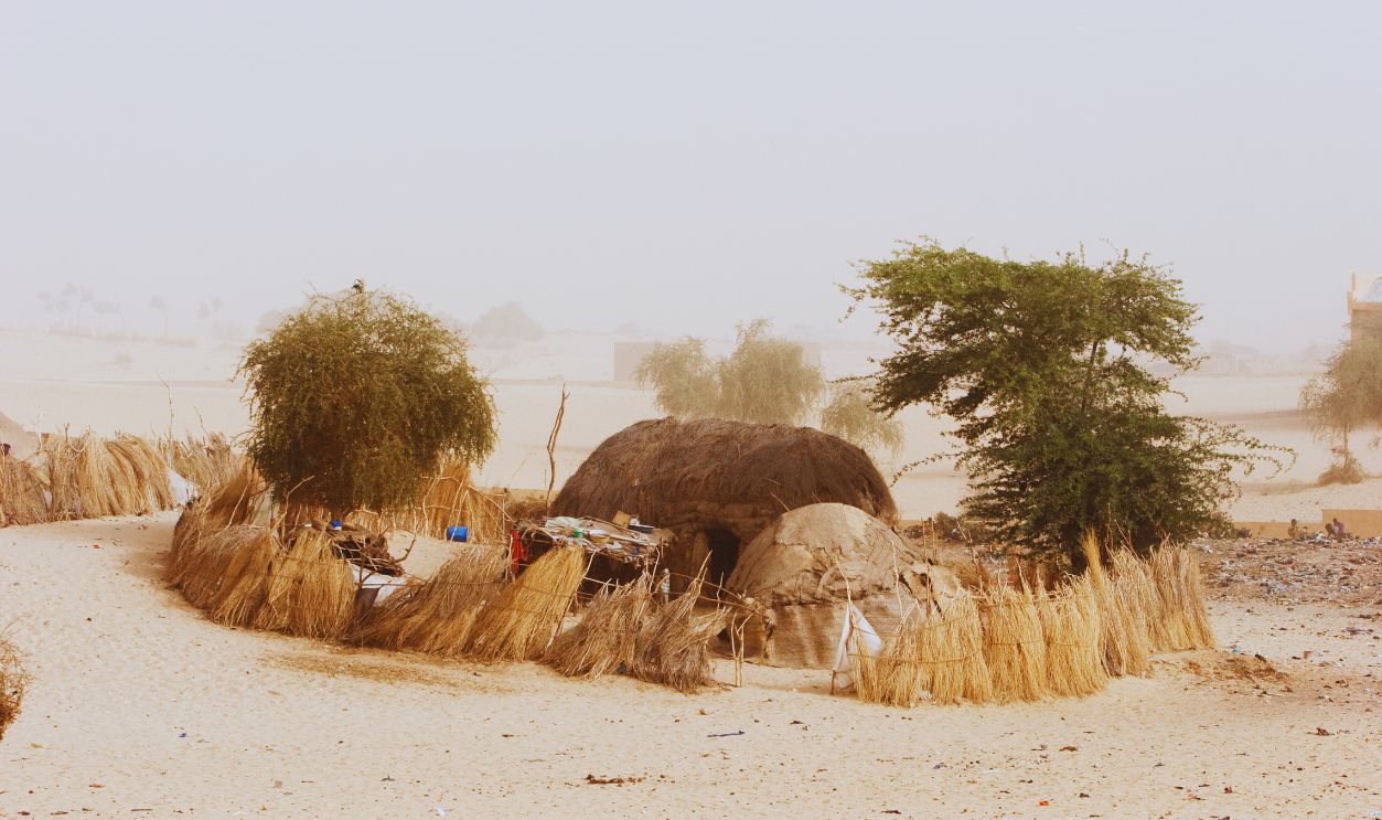   Gettyimages - 558026433, Tuareg encampment near Timbuktu, Mali Tuareg encampment near Timbuktu, Mali 