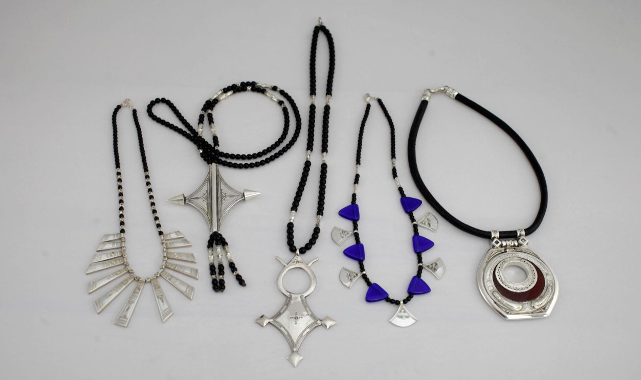 Gettyimages - 1322040103, A variety of necklaces available at Tuareg Jewelry are seen in Sausalito, Calif. on Tuesday, Feb. 23, 2010.