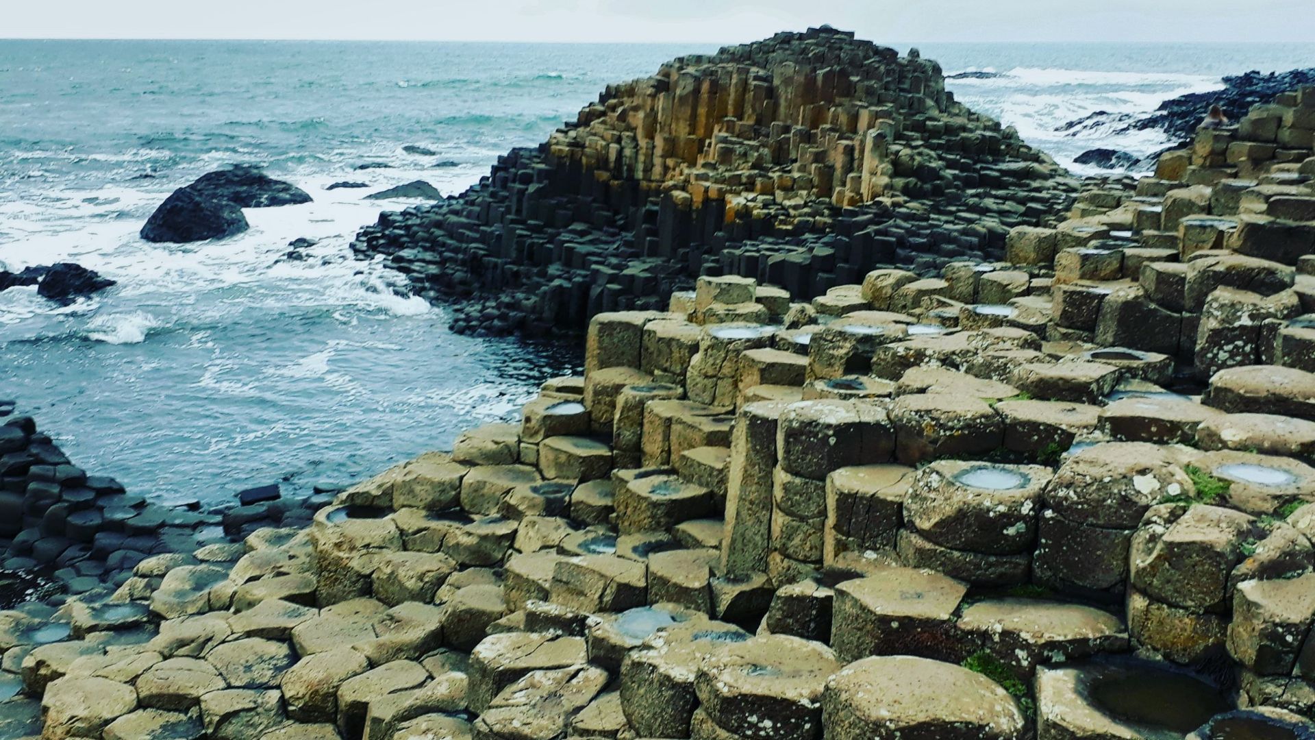 File:Giant's causeway.jpg