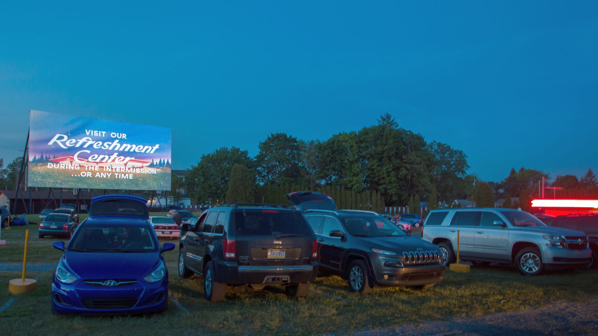 File:Shankweiler's Drive-In Movie Theatre,Orefield, Pennsylvania.jpg