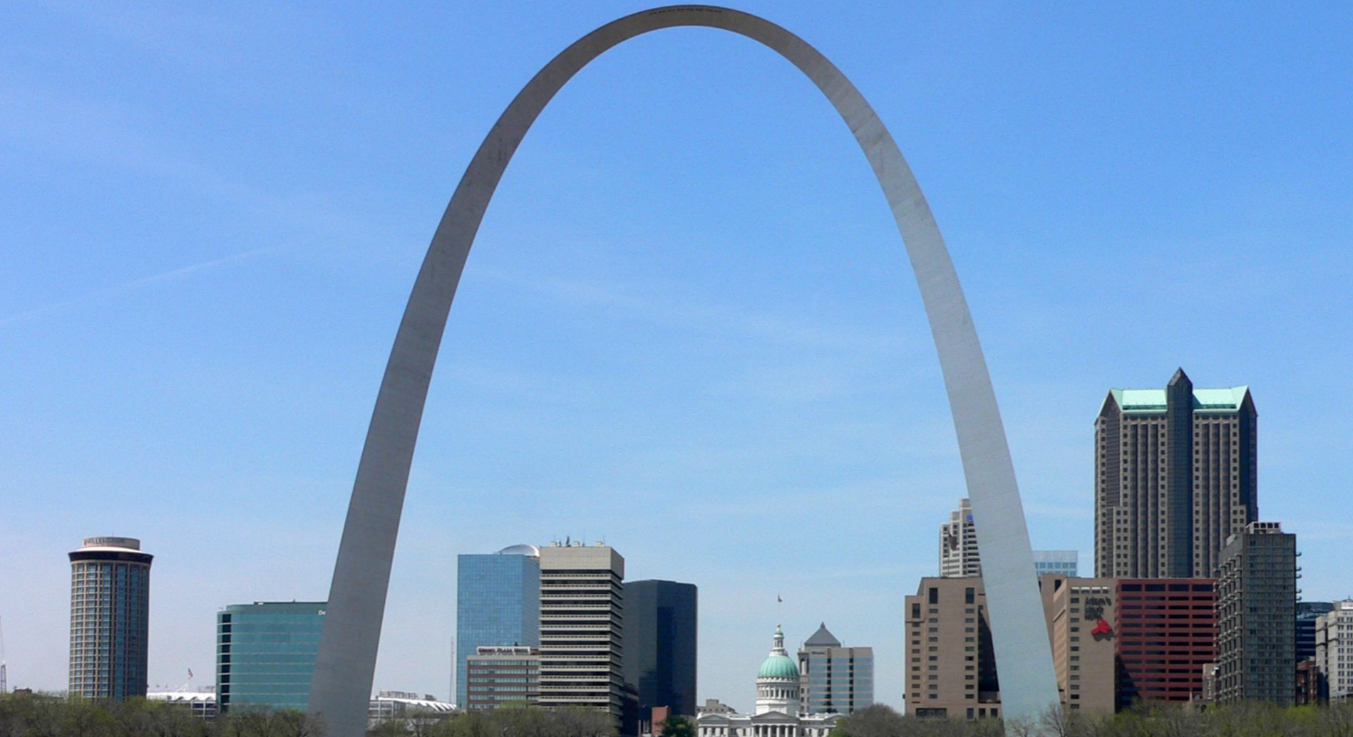File:St Louis Gateway Arch.jpg