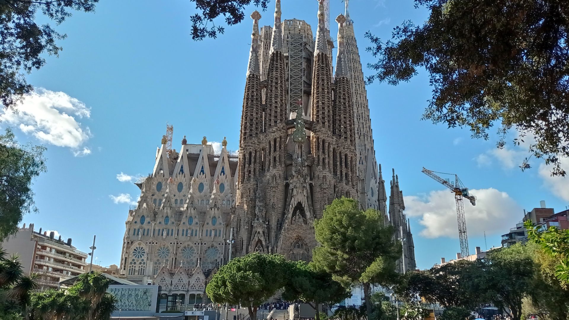 File:Sagrada Familia 8-12-21 (1).jpg