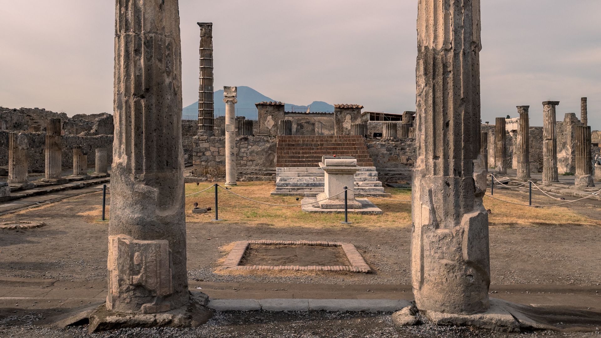 File:Temple of Apollo, Archaeological Park of Pompeii, Italy (PPL3-Altered) julesvernex2.jpg