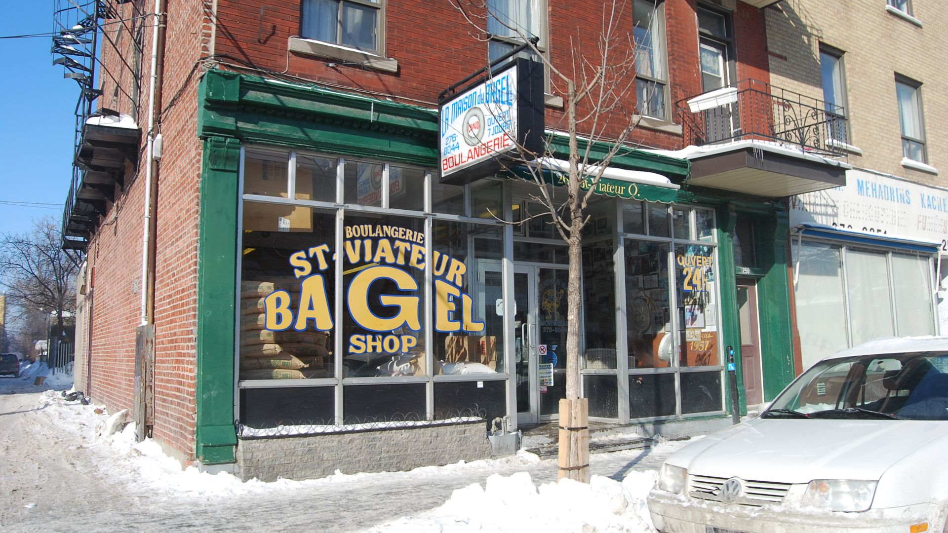 File:Avenue Saint-Viateur - Bagel Saint-Viateur - panoramio.jpg