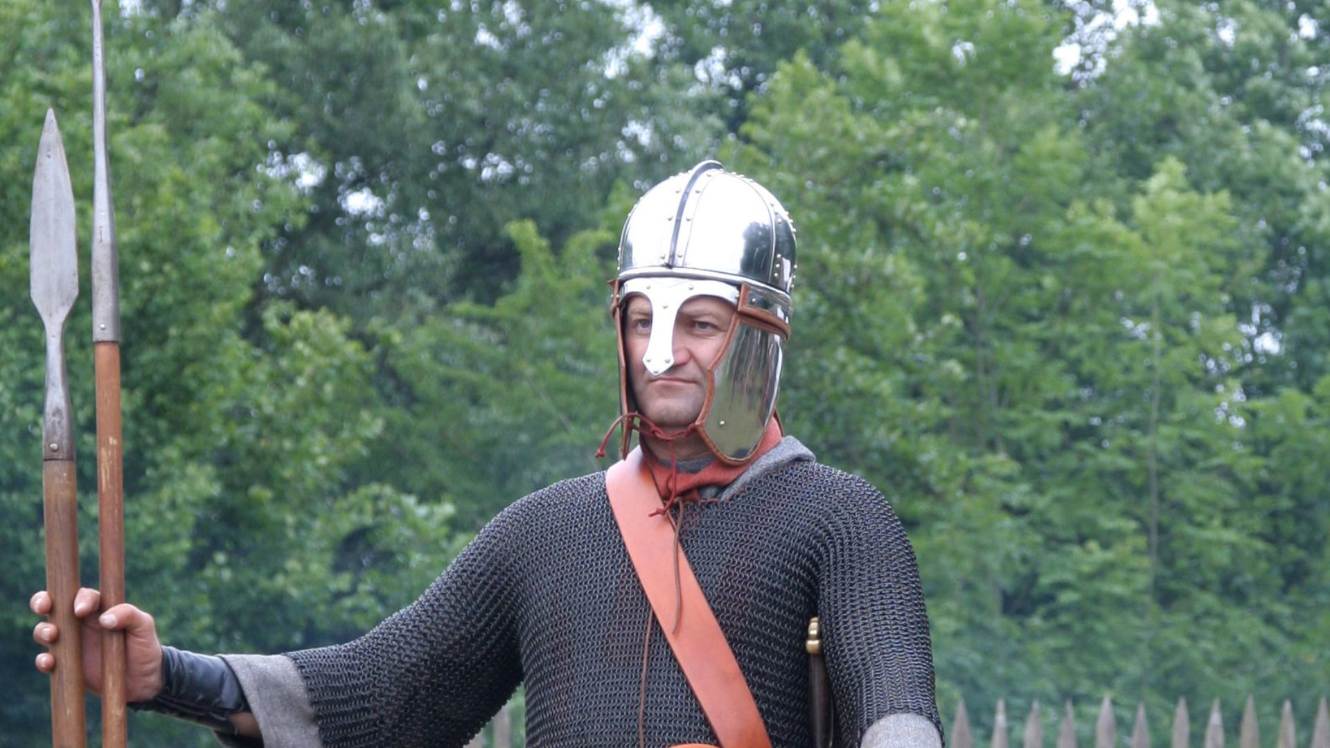 File:Roman soldier end of third century northern province - cropped.jpg