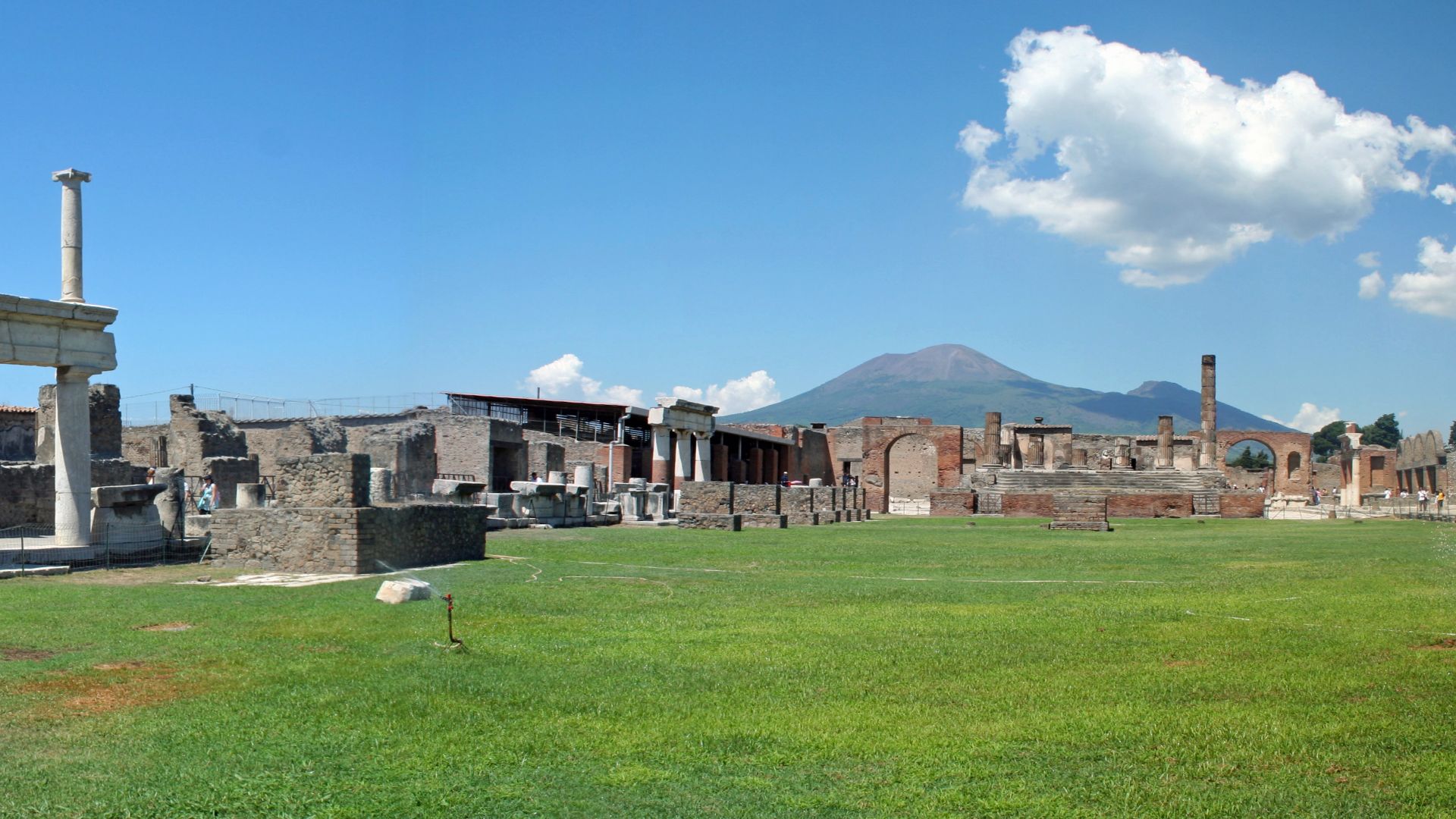 File:Pompeii Forum.JPG