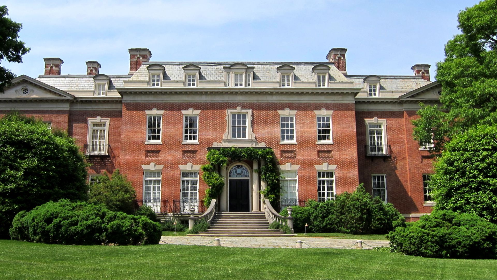 File:Dumbarton Oaks facade.jpg