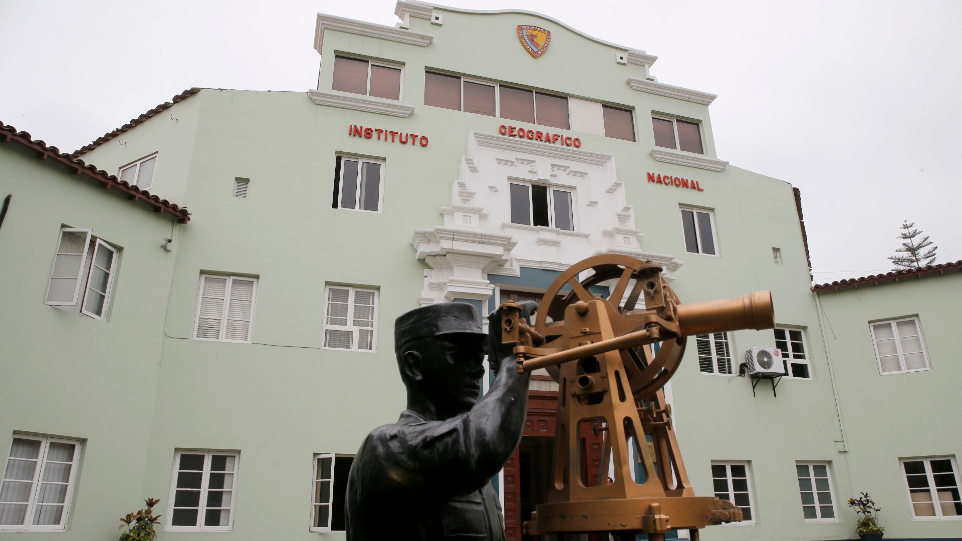 File:INSTITUTO GEOGRÁFICO NACIONAL INAUGURÓ PRIMER LABORATORIO EN GEOMÁTICA DE LA ESCUELA CARTOGRÁFICA (22979753041).jpg