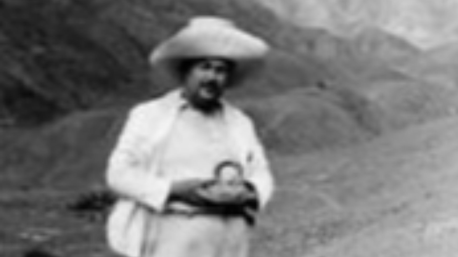 File:Rafael Larco Hoyle at excavation.jpg