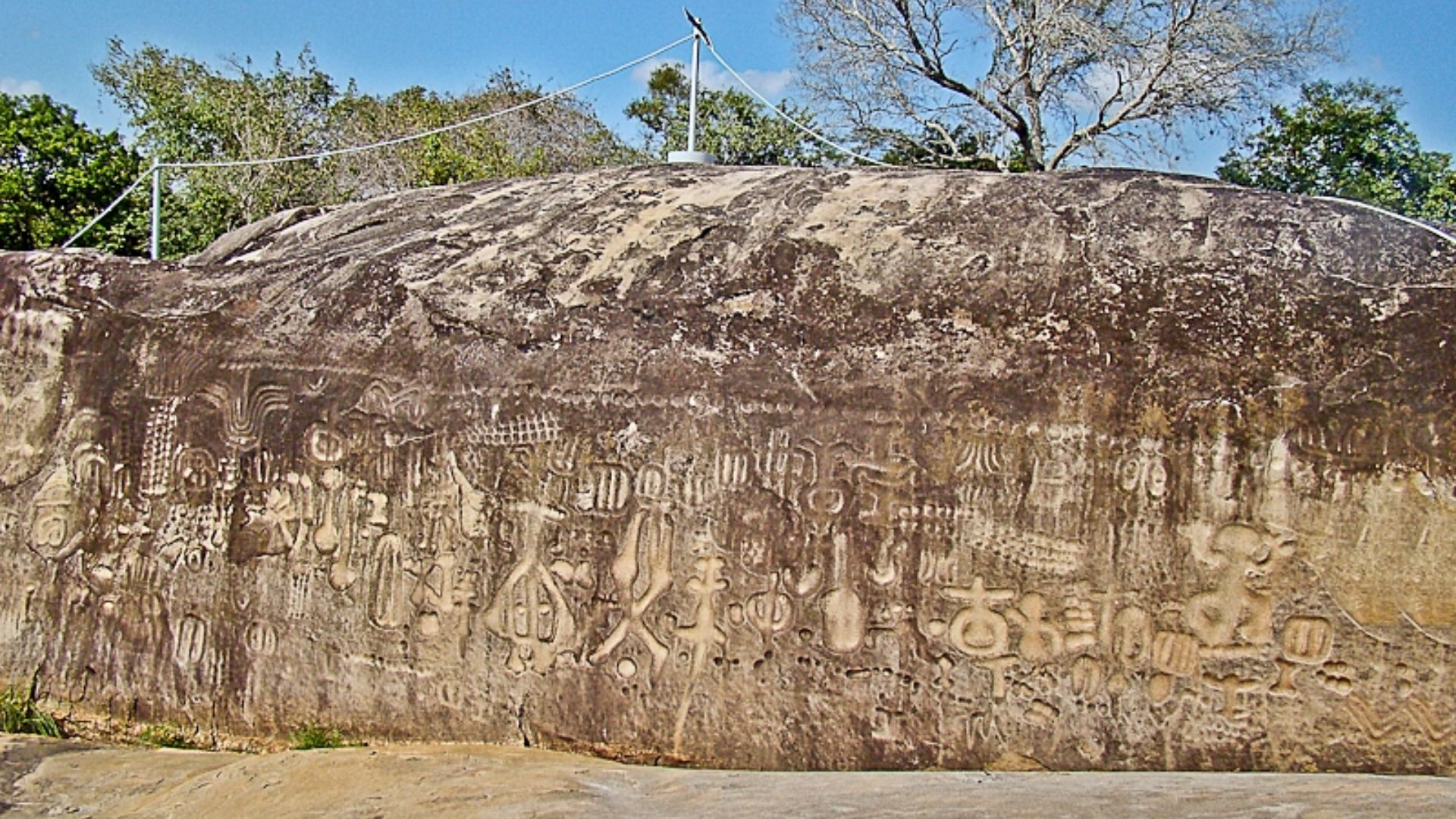 File:Itacoatiaras de Ingá - Ingá Paraíba Brasil.jpg