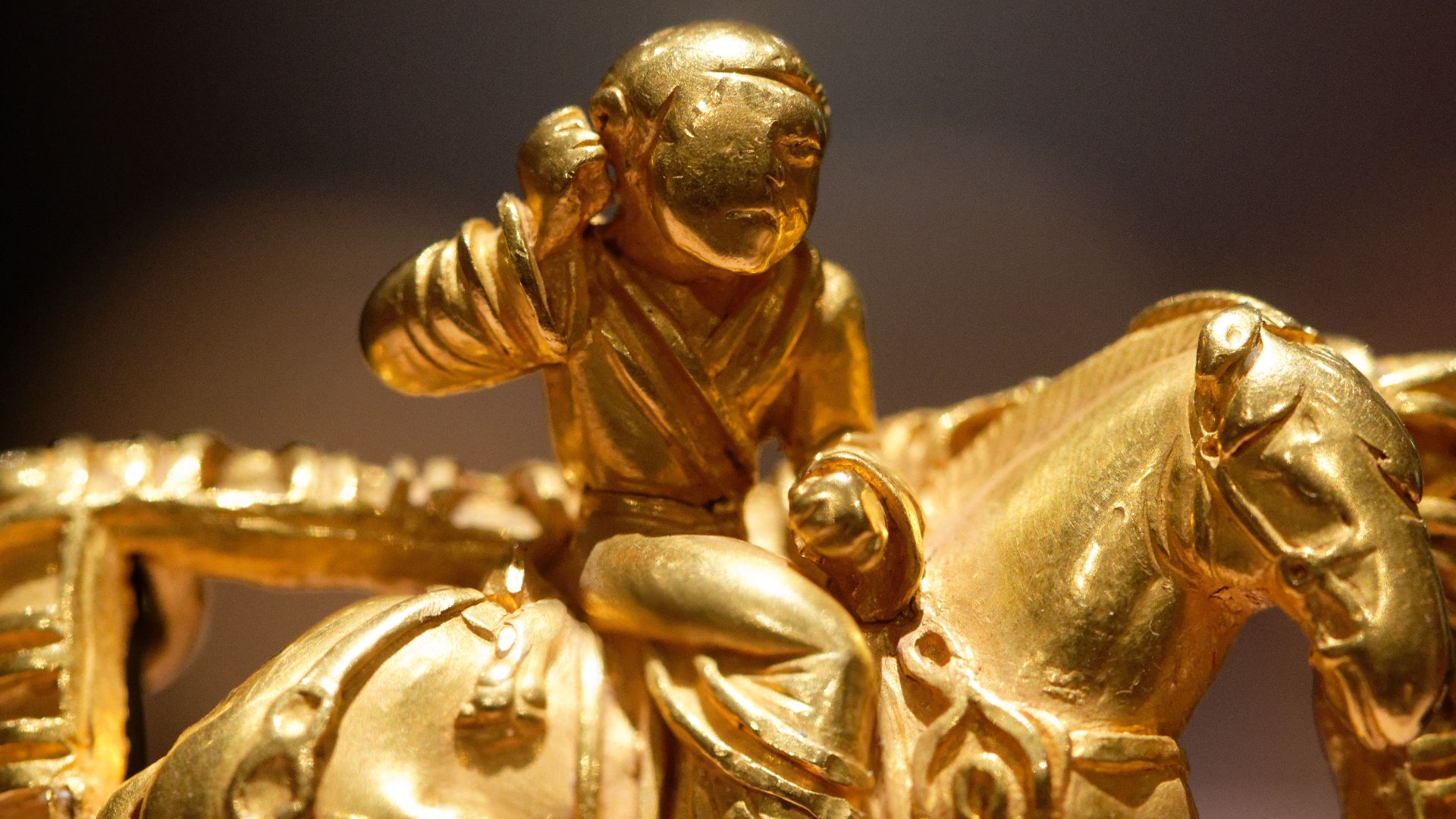 File:Buckle boar hunting NMAT 48-8 n06 (composite).jpg