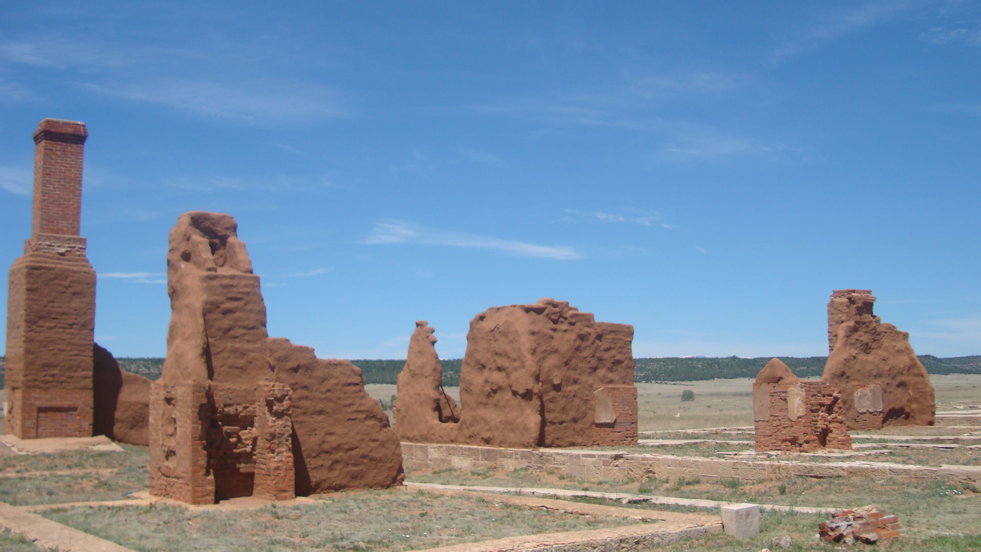 File:Fort Union National Monument adobe.JPG