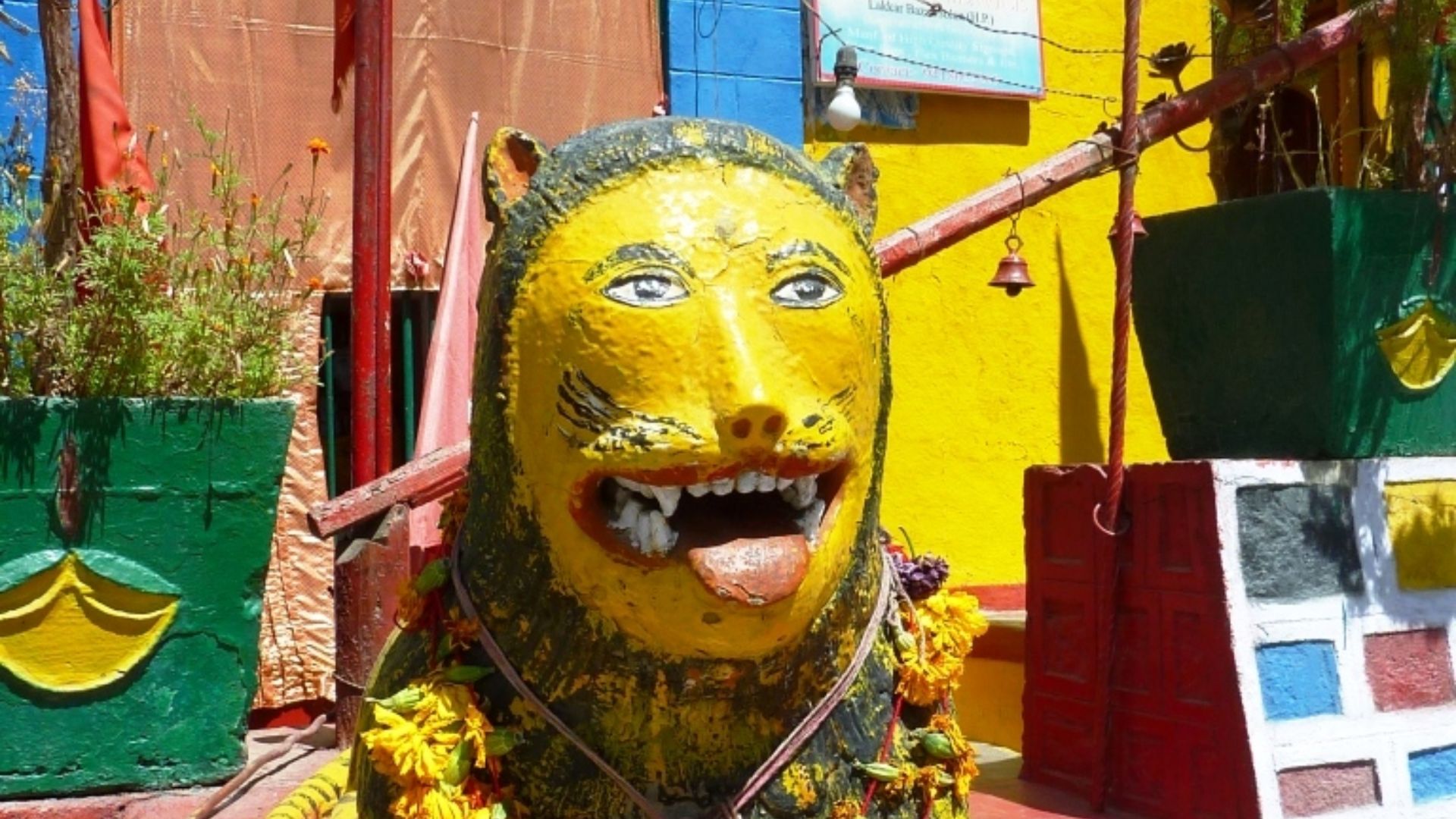 File:Waghoba at entrance to Hindu temple on Pooh to Reckong Peo road, Sutlej, India.jpg
