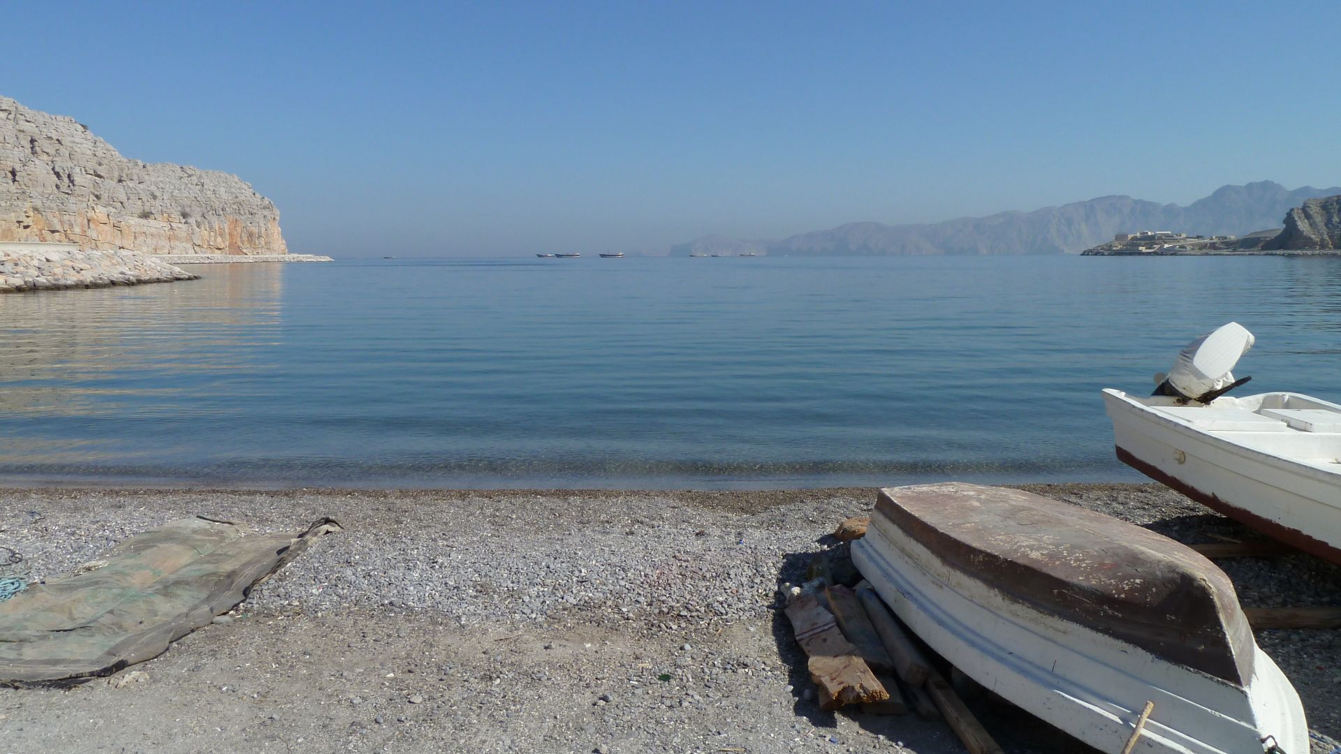 File:Khasab, Musandam, Oman - panoramio (1).jpg