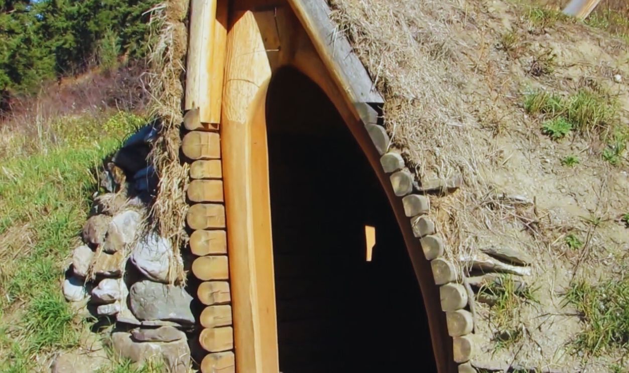 Pit - House (Kekuli)