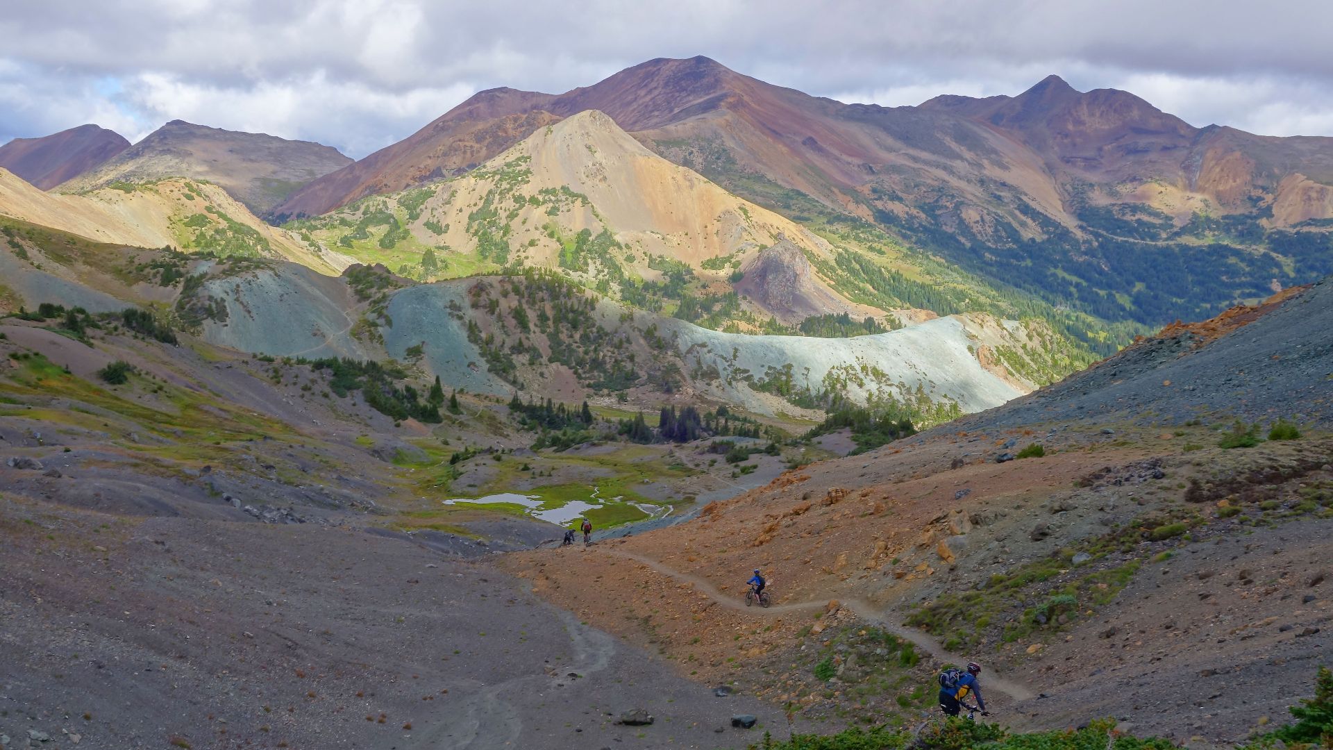 File:Camel Pass to Taylor Creek.jpg