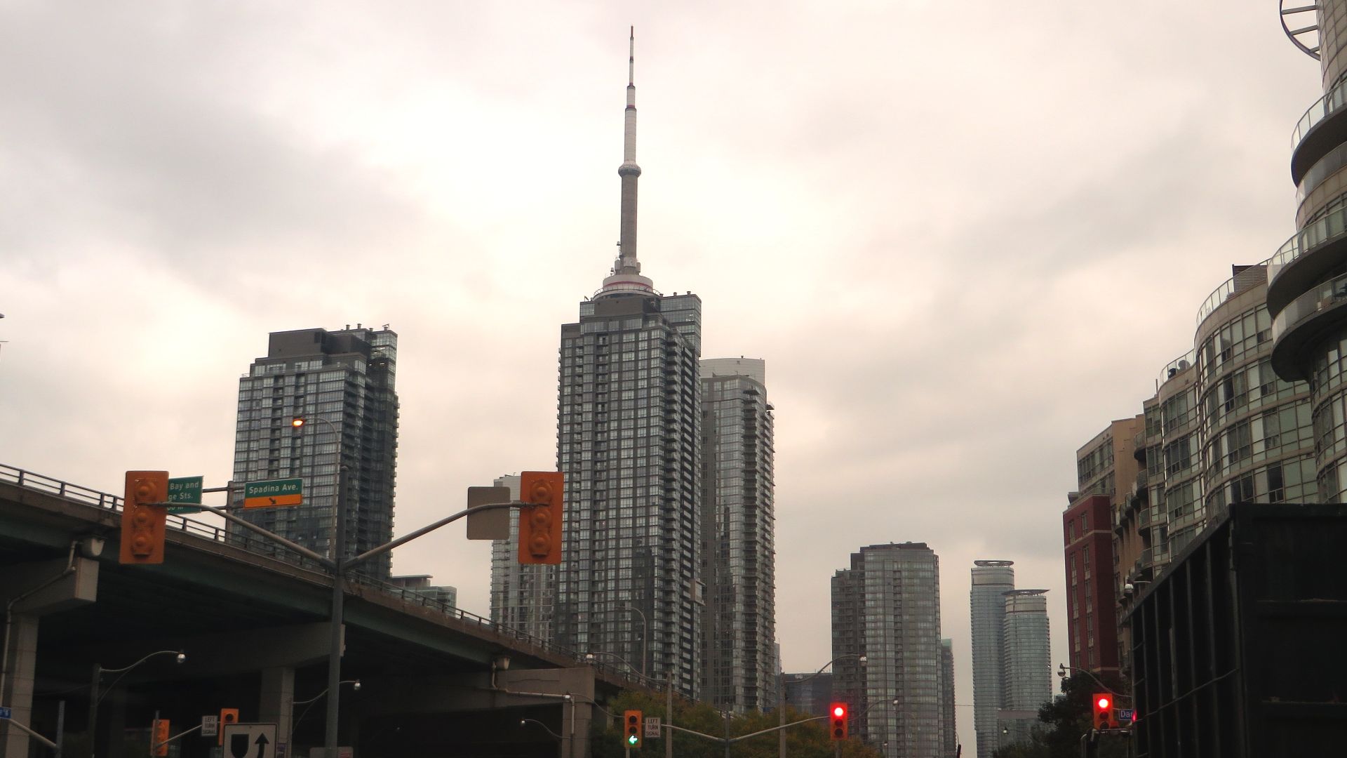 File:Downtown Toronto, Canada (21653136129).jpg
