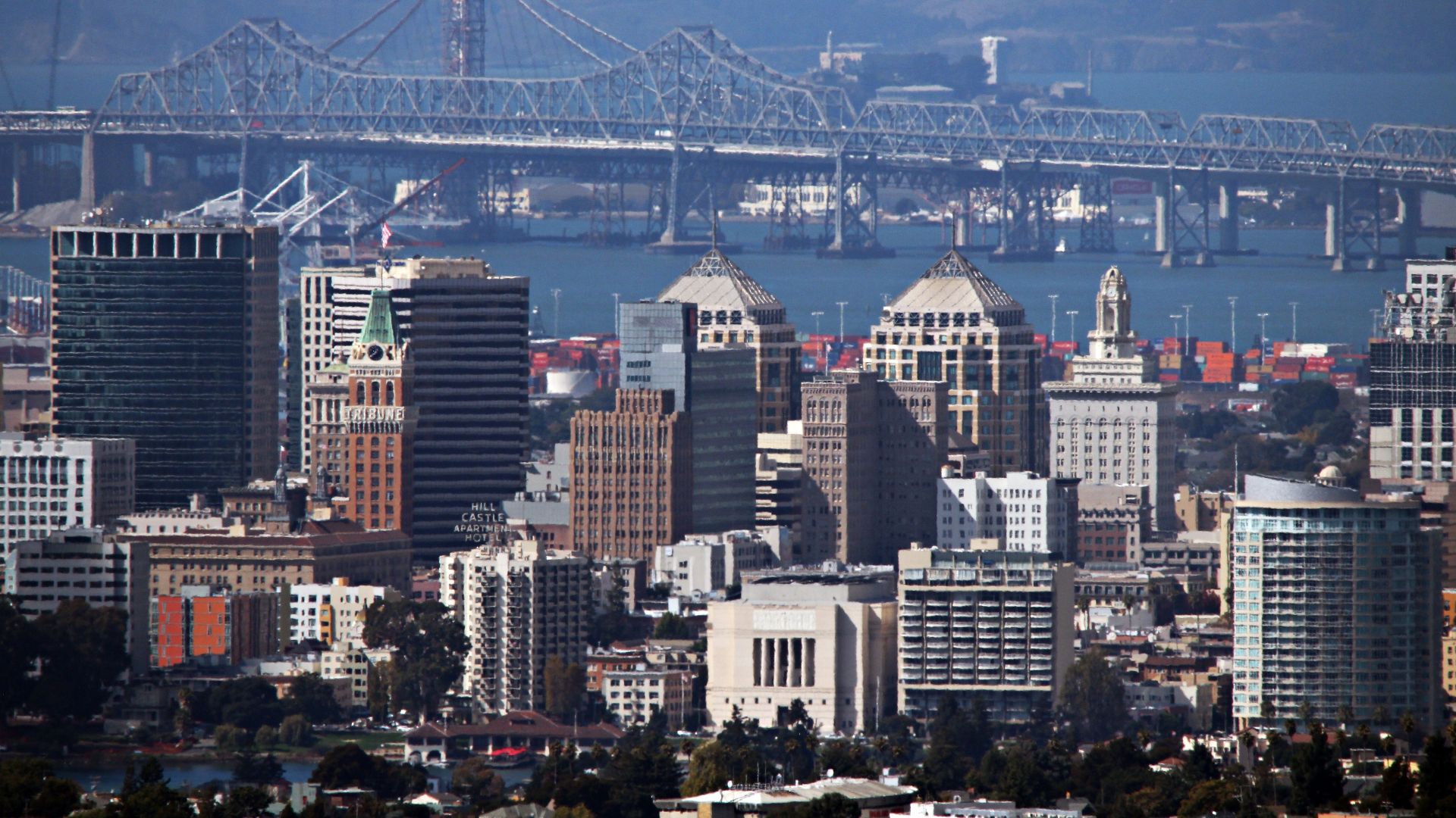 File:OAKLAND, CA, USA - Skyline and Bridge.JPG