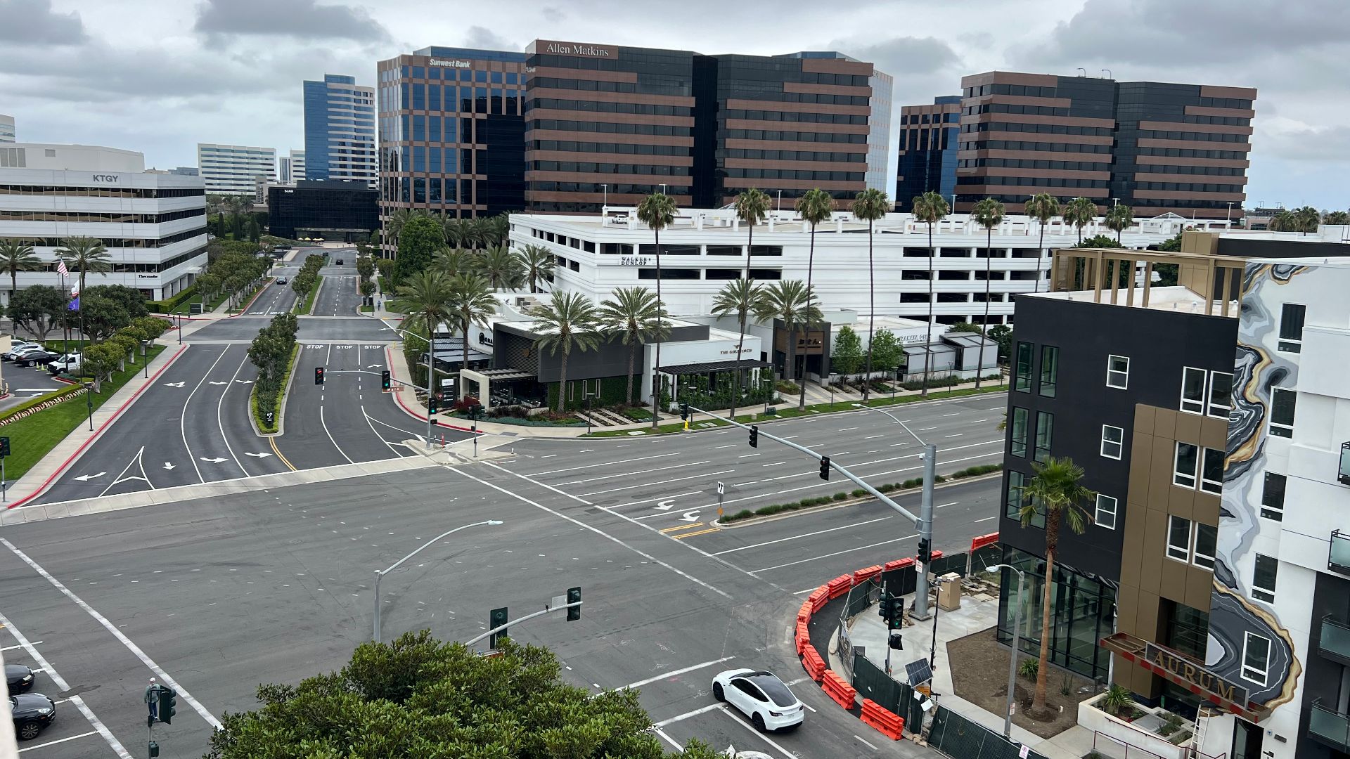 File:Irvine Business Complex.jpg