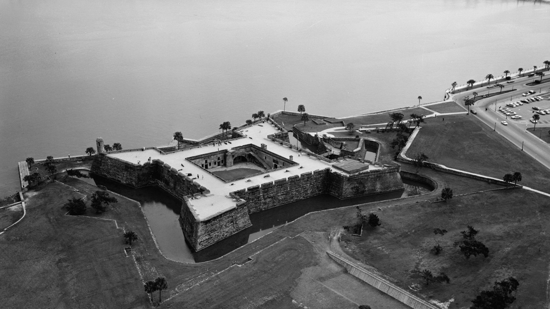 File:Aerial view of Castillo De San Marcos - 02.jpg