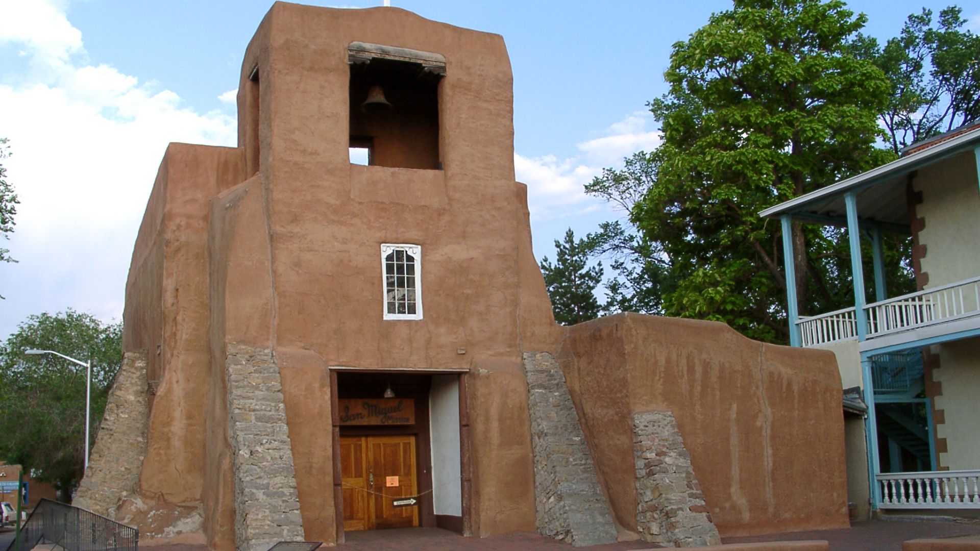 File:Santa Fe San miguel chapel.jpg