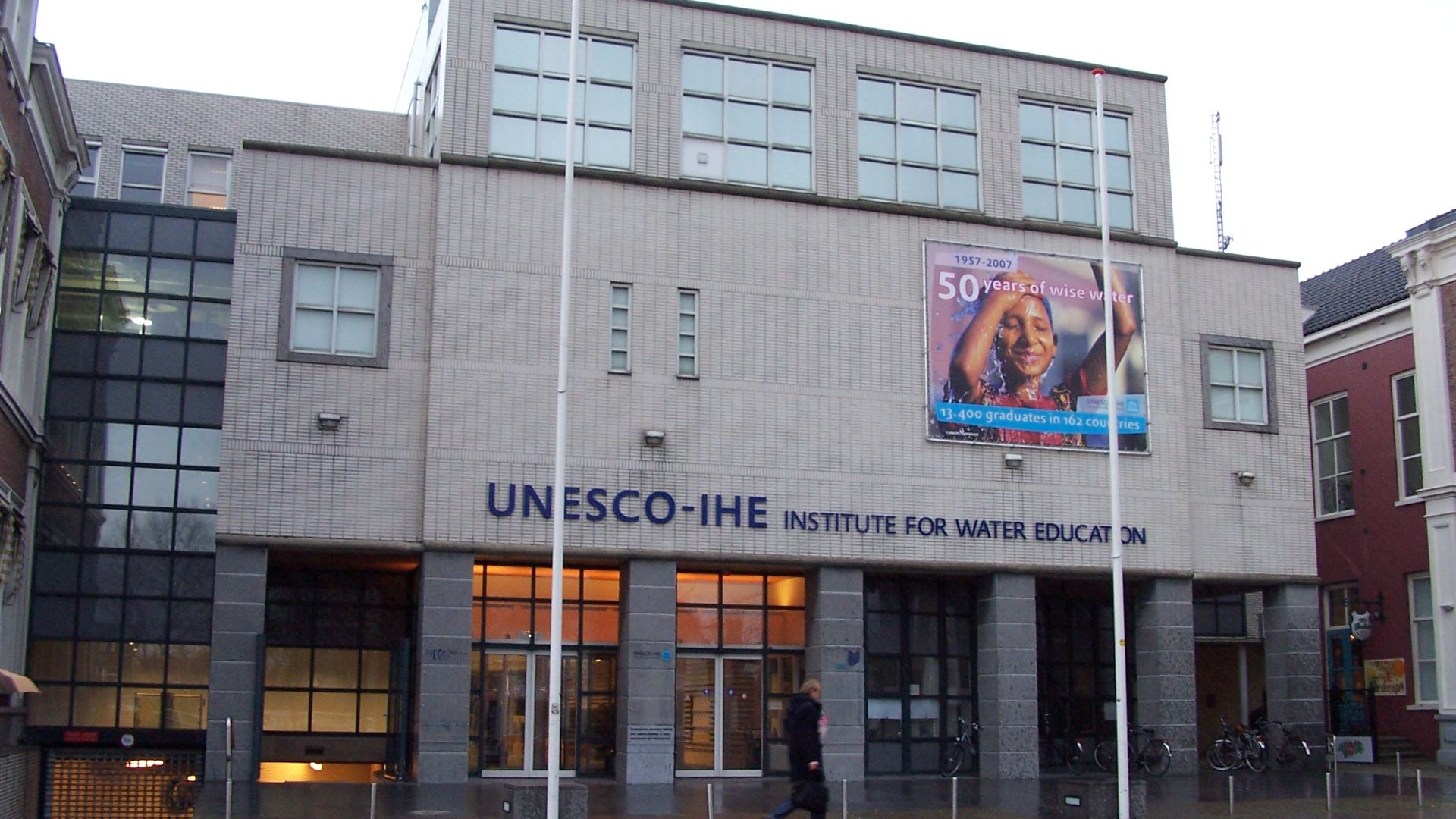 File:Unesco-IHE.JPG