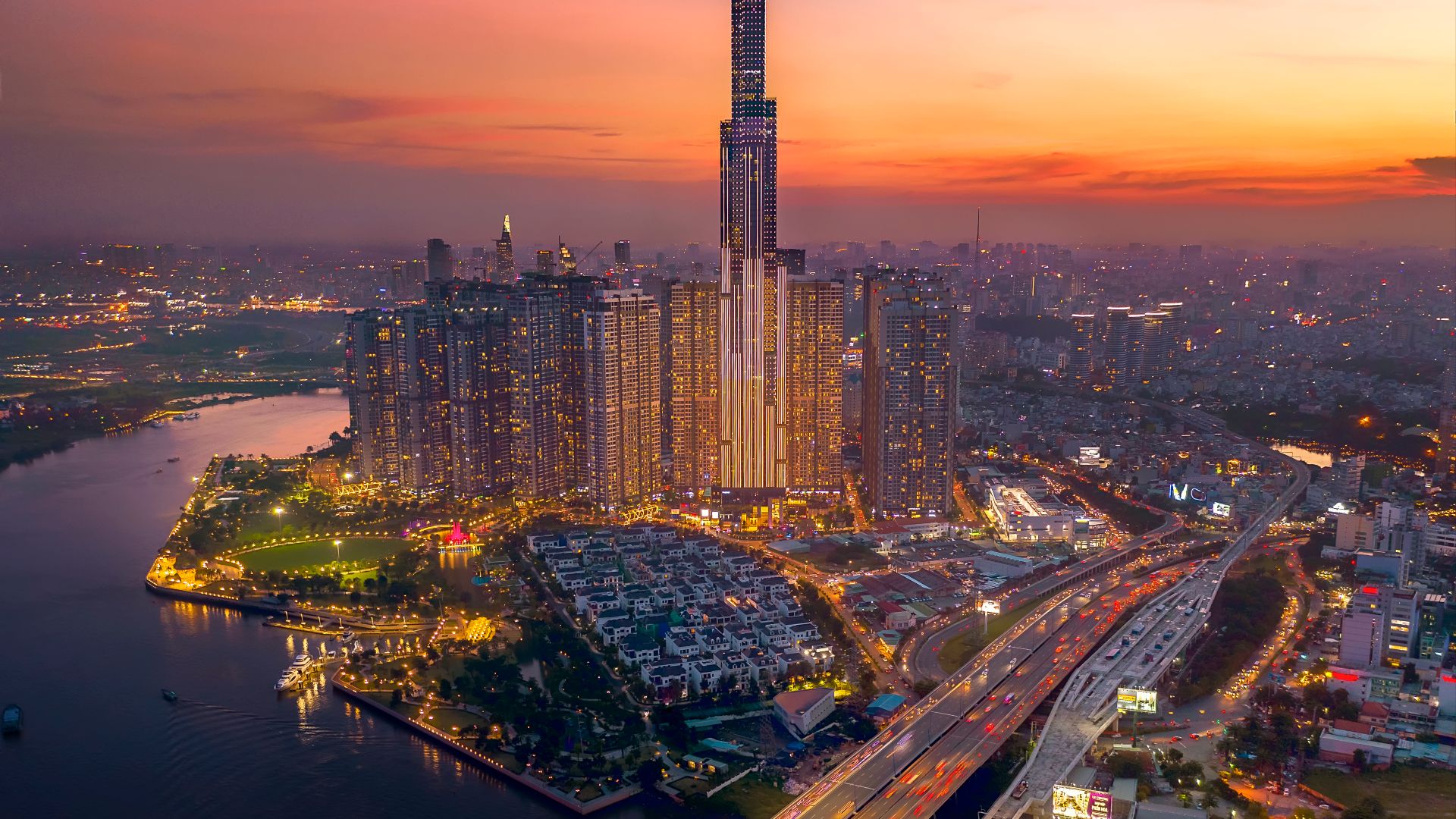 File:Ho Chi Minh City panorama 2019.jpg