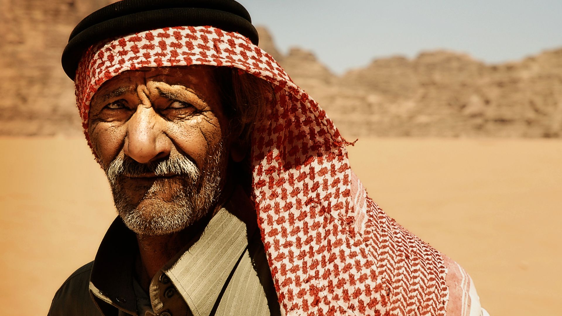 File:64 Beduí a la vall d'Um Ixrín (Wadi Ram).jpg