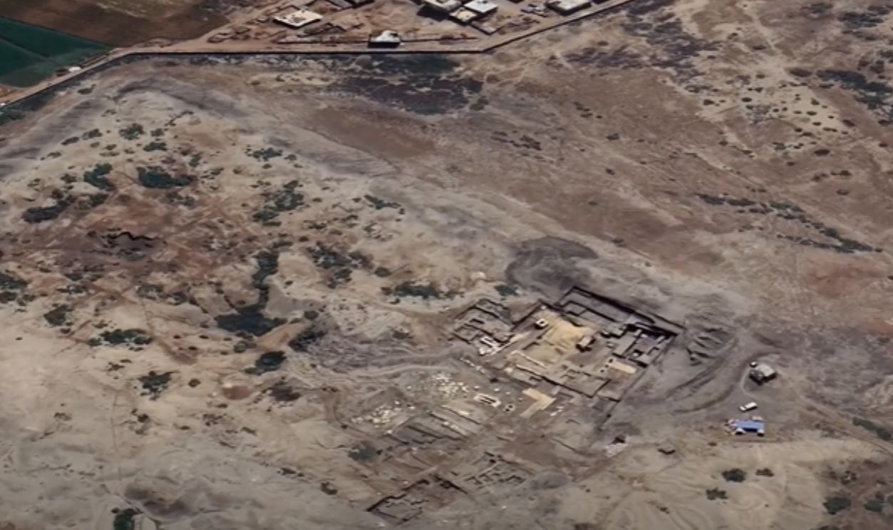 Measuring Shadows With A Tiered Limestone Slab