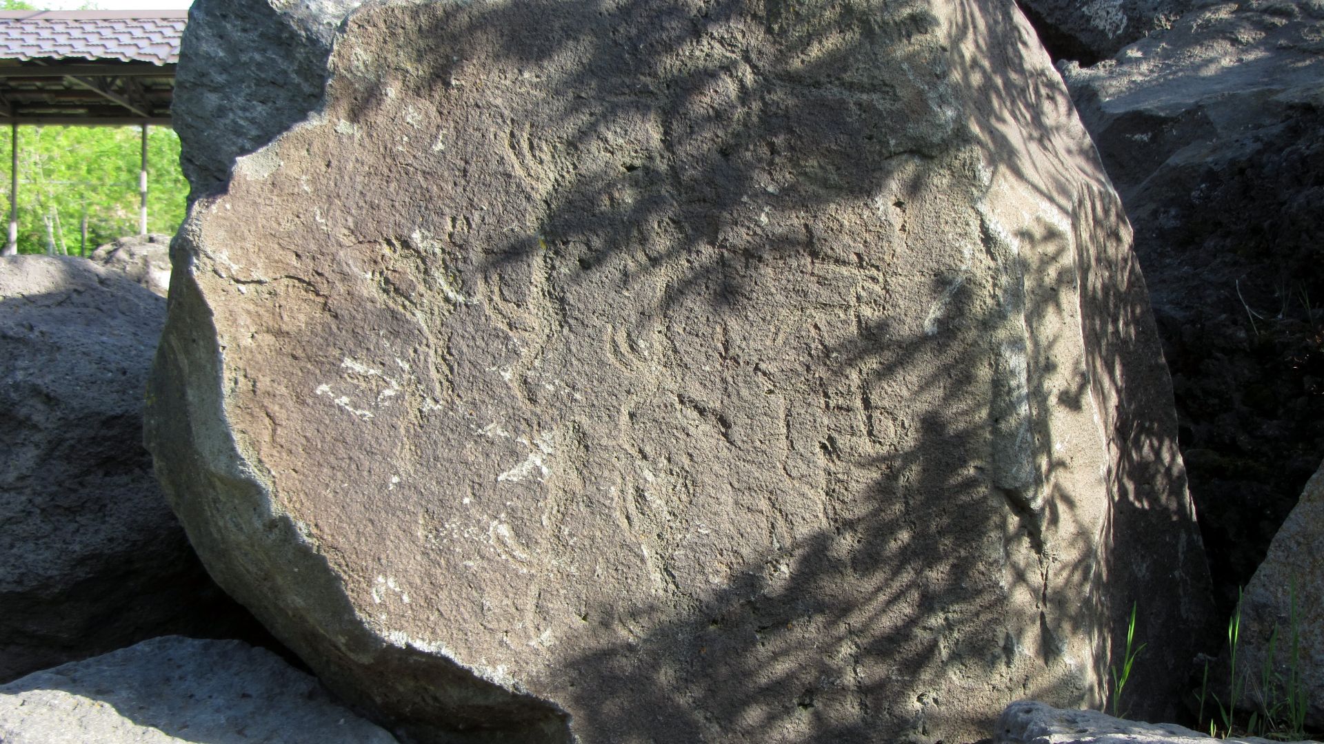 File:Petroglyphs from Ukhtasar Mountain 02.jpg