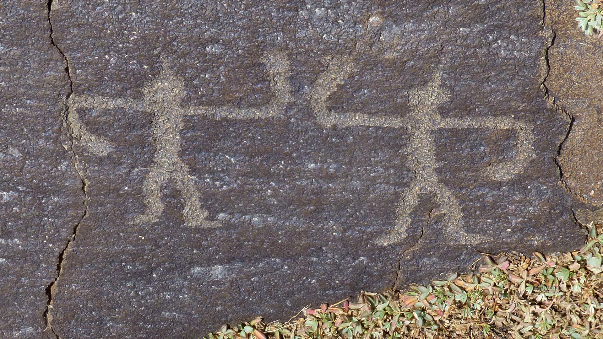 File:Ughtasar petroglyphs (2).jpg