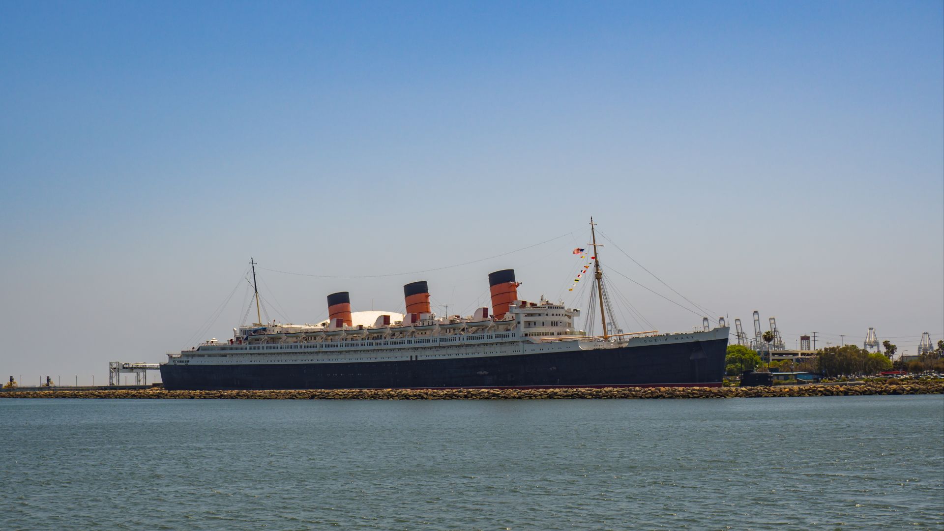 File:RMS Queen Mary (29409386016).jpg