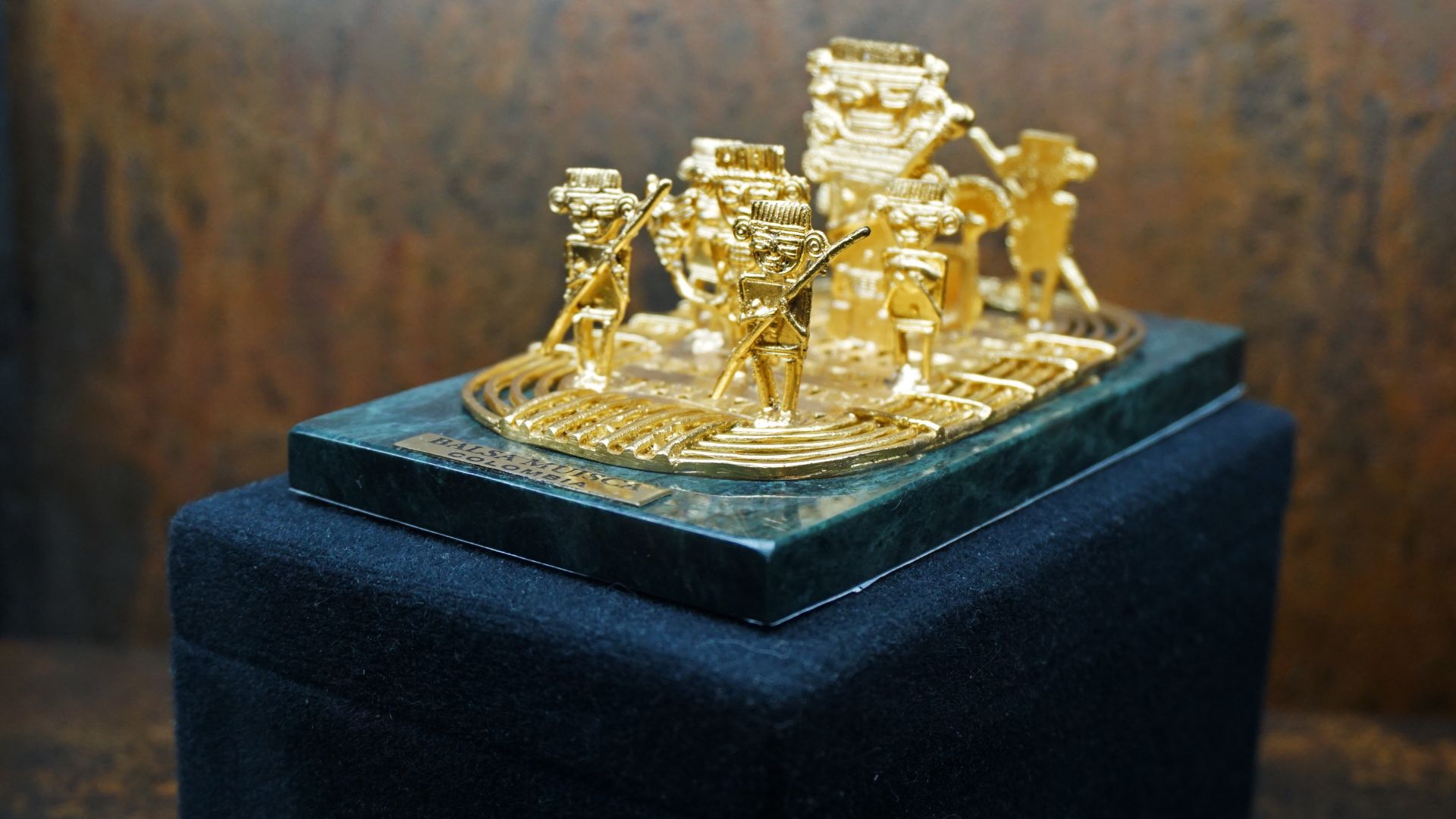 File:Balsa Muisca Catedral de Sal 03 2018 8817.jpg