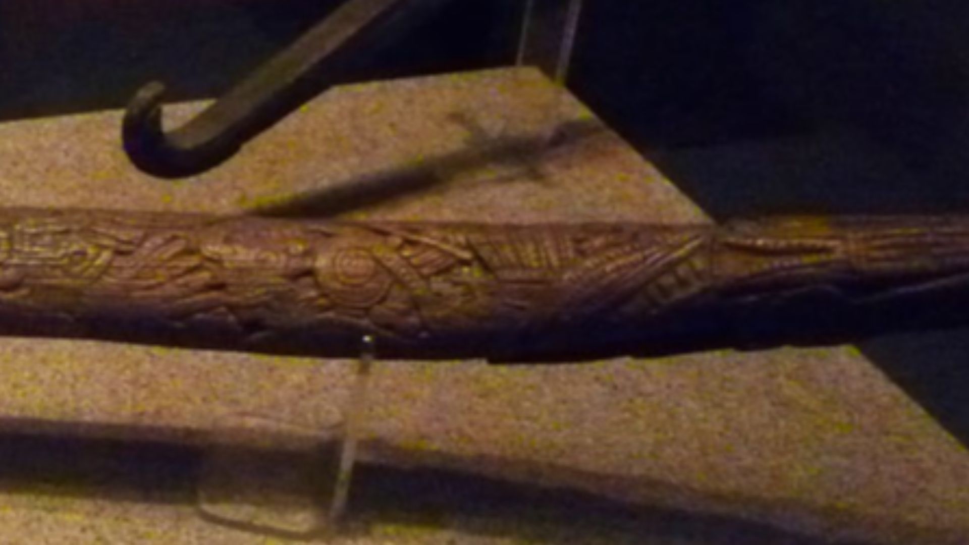File:Aztec atl-atl (Museo Nacional de Antropología).jpg