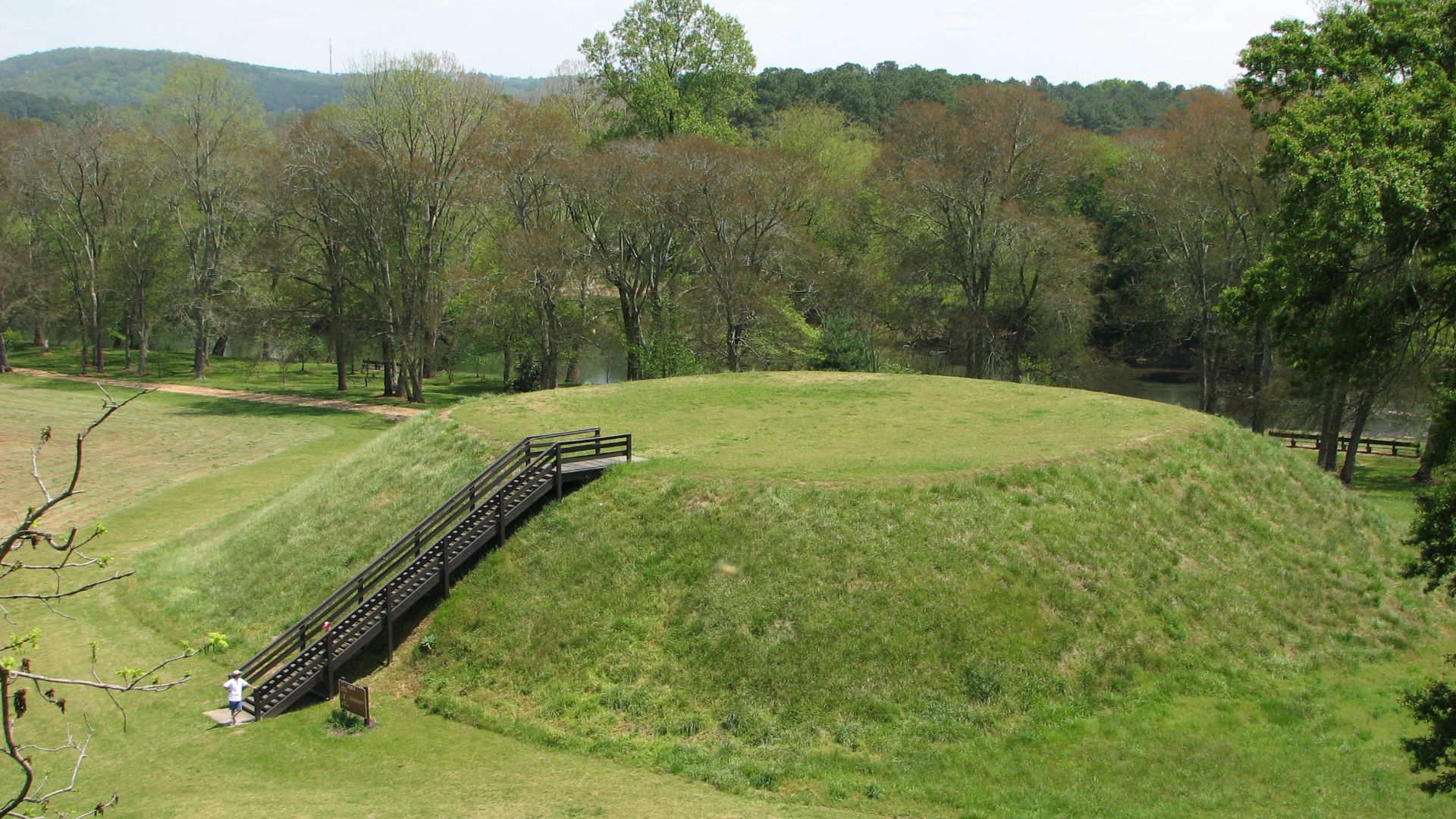 File:USA-Georgia-Etowah Indian Mounds-Mound B.jpg