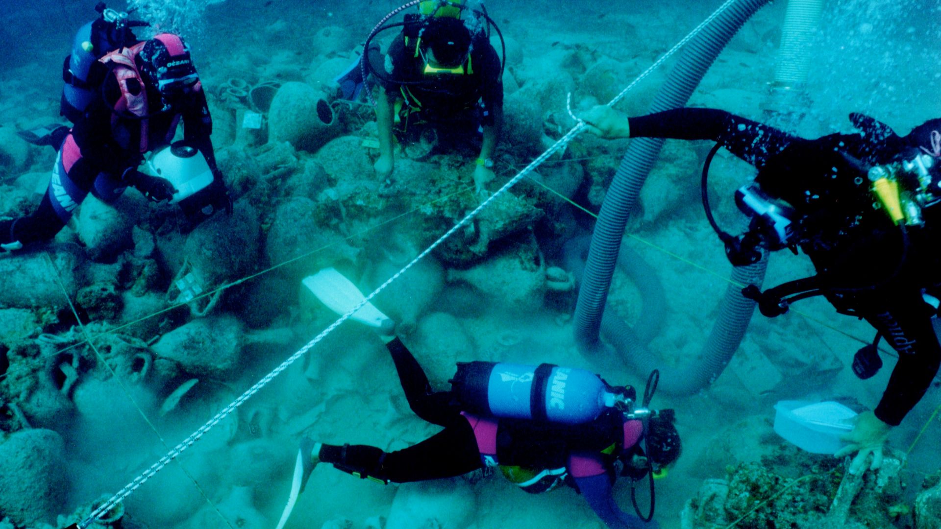 File:Alonnisos Excavation.jpg