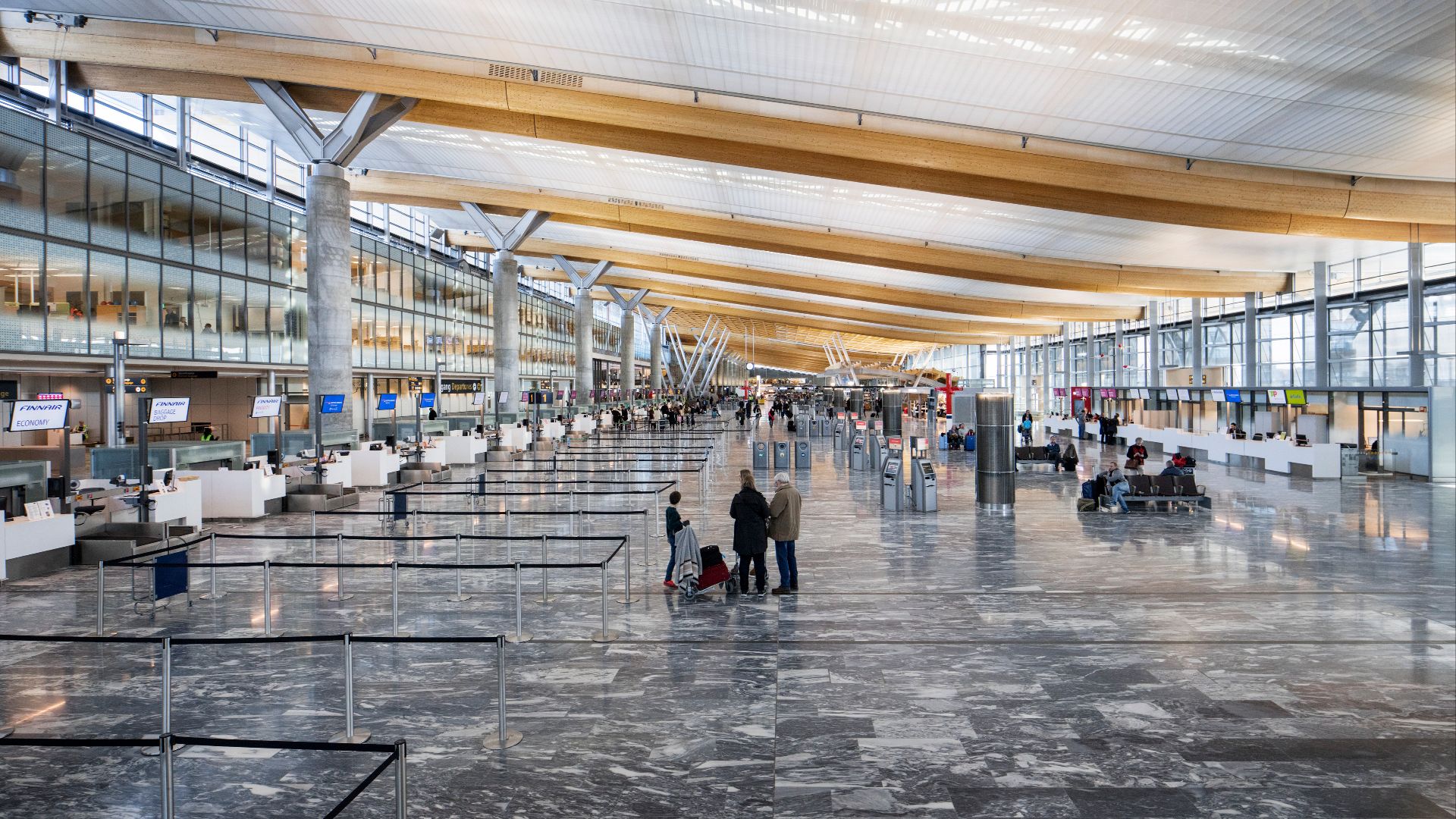 File:Oslo airport Check in area.jpg