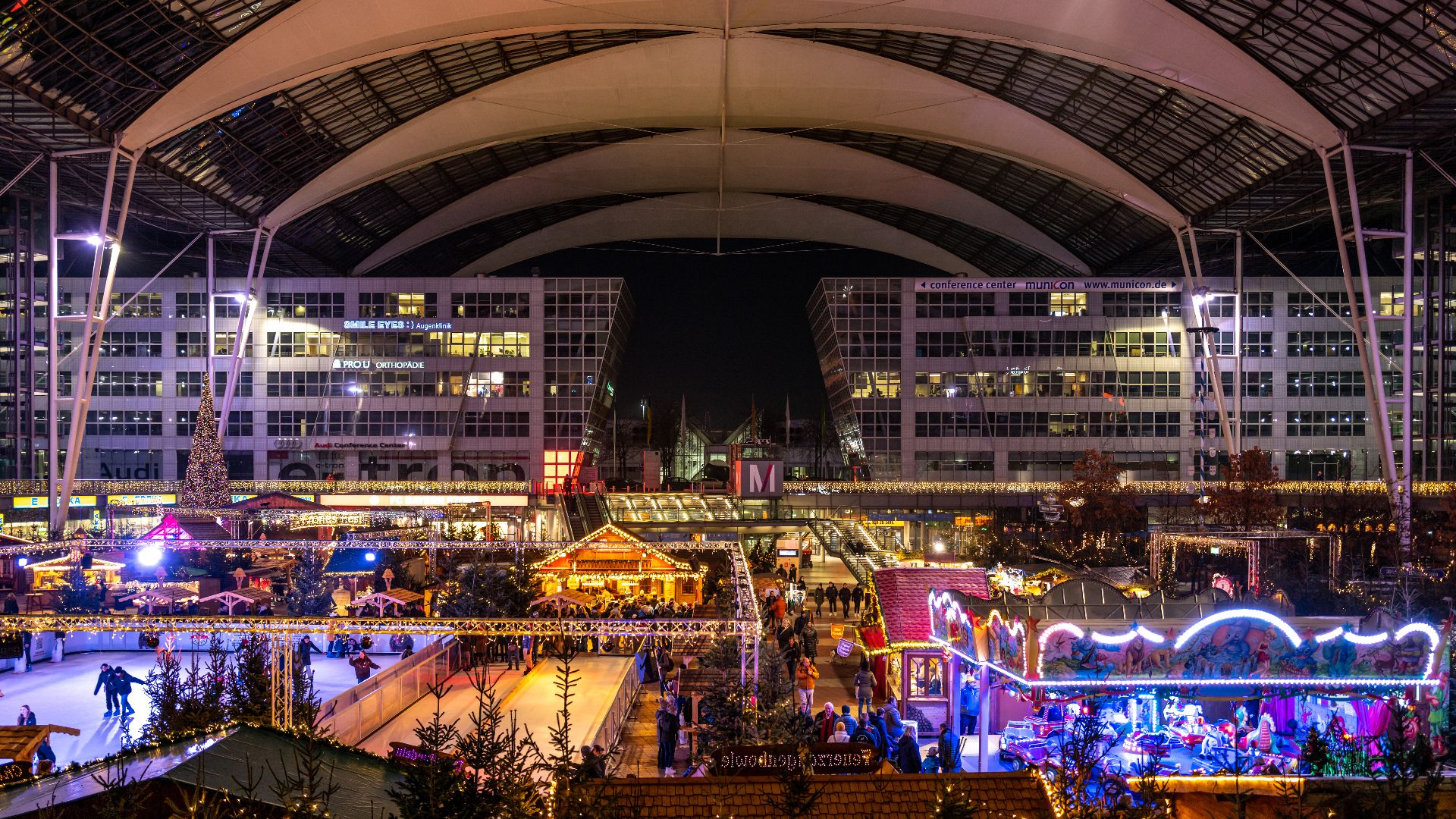 File:Munich Airport Center.jpg