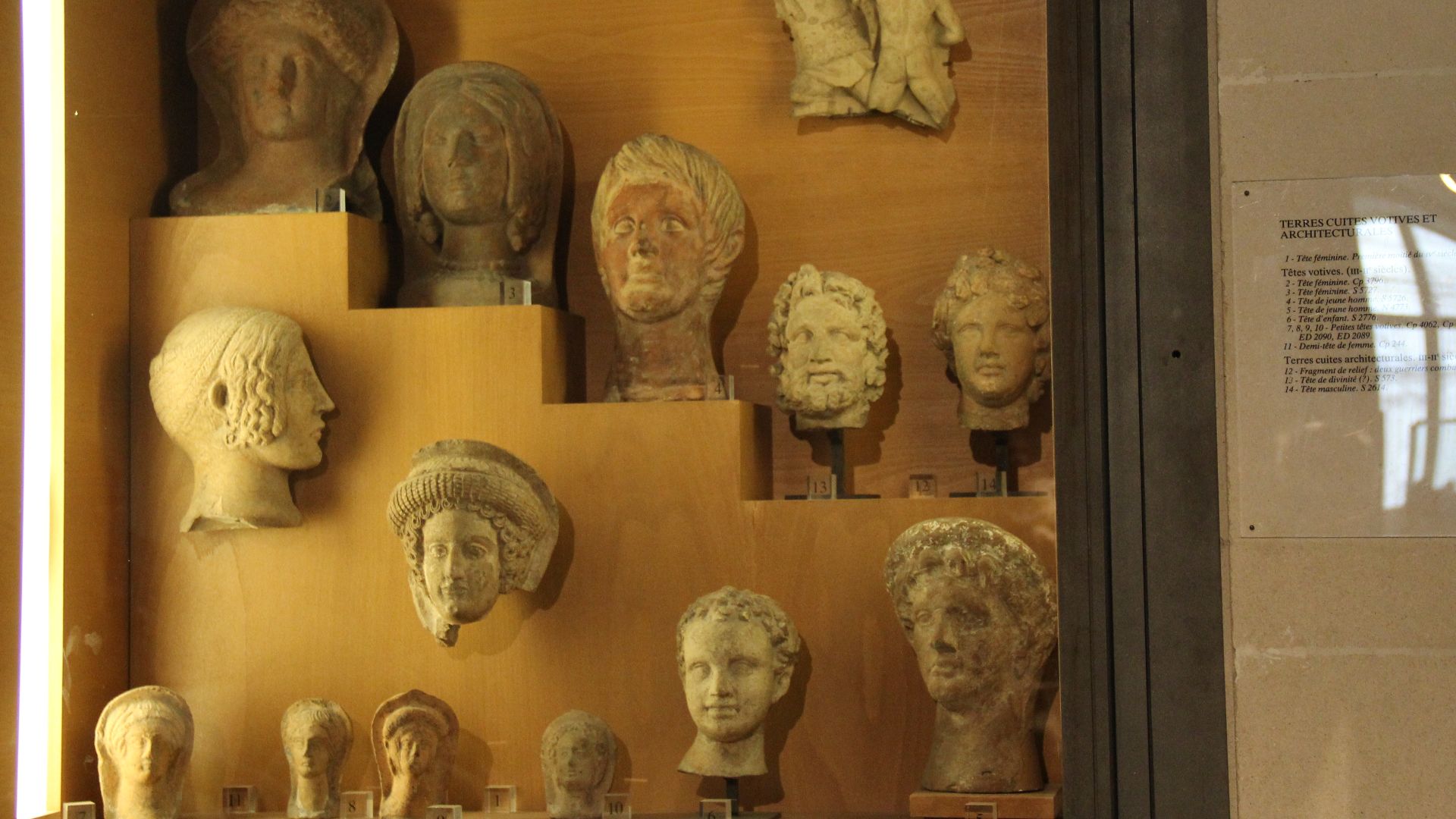 File:01 Etruscan Terracotta Votive Heads Louvre.jpg