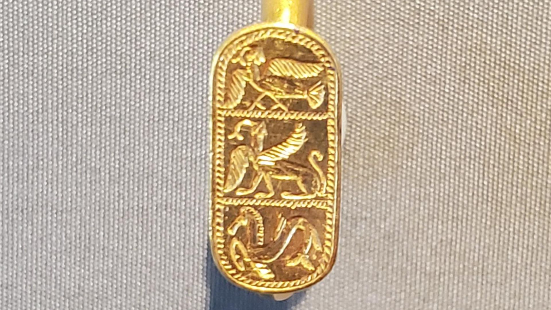 File:Etruscan Ring.jpg