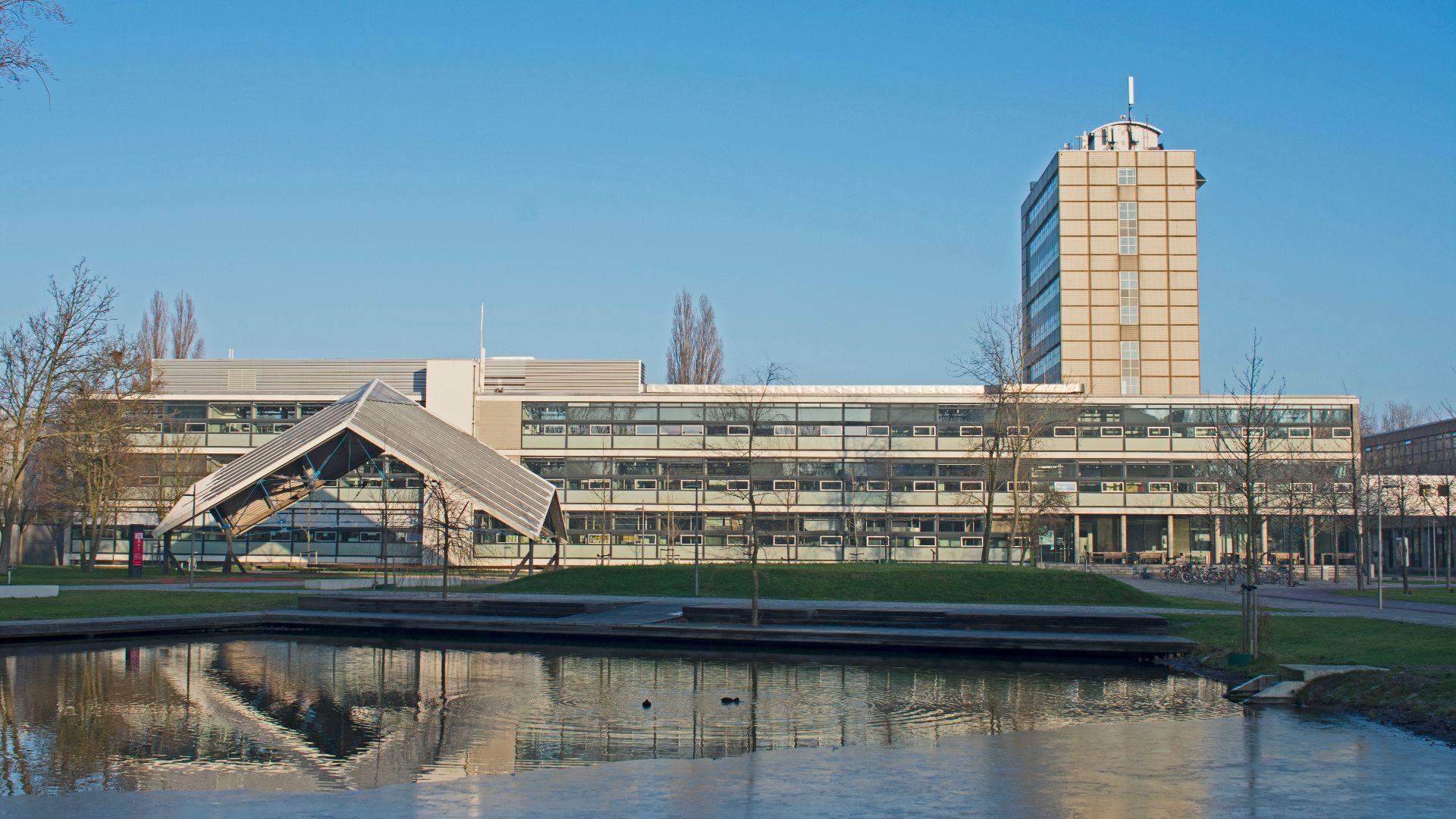 File:Delft University of Technology Bouwcampus 5.jpg